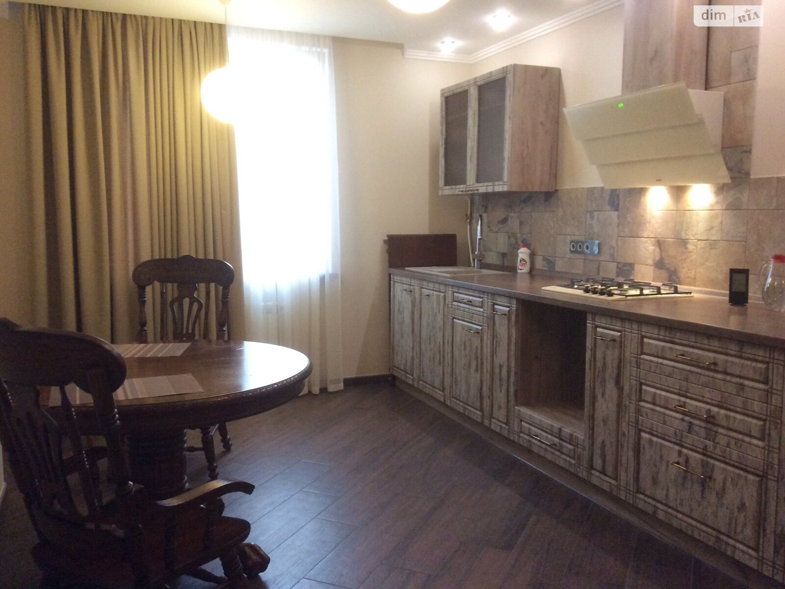 двухэтажный дом с верандой, 350 кв. м, пеноблок. Продажа в Вышгороде район Вышгород фото 1