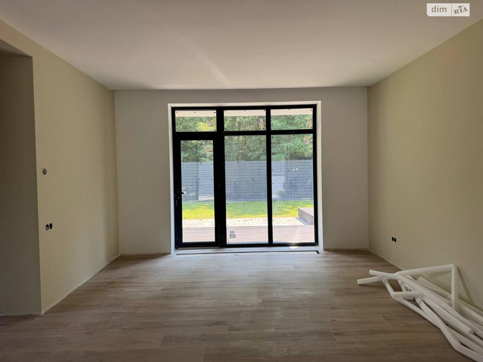 двухэтажный дом, 277 кв. м, кирпич. Продажа в Вышгороде район Вышгород фото 1 двухэтажный дом, 277 кв. м, кирпич. Продажа в Вышгороде район Вышгород фото 1