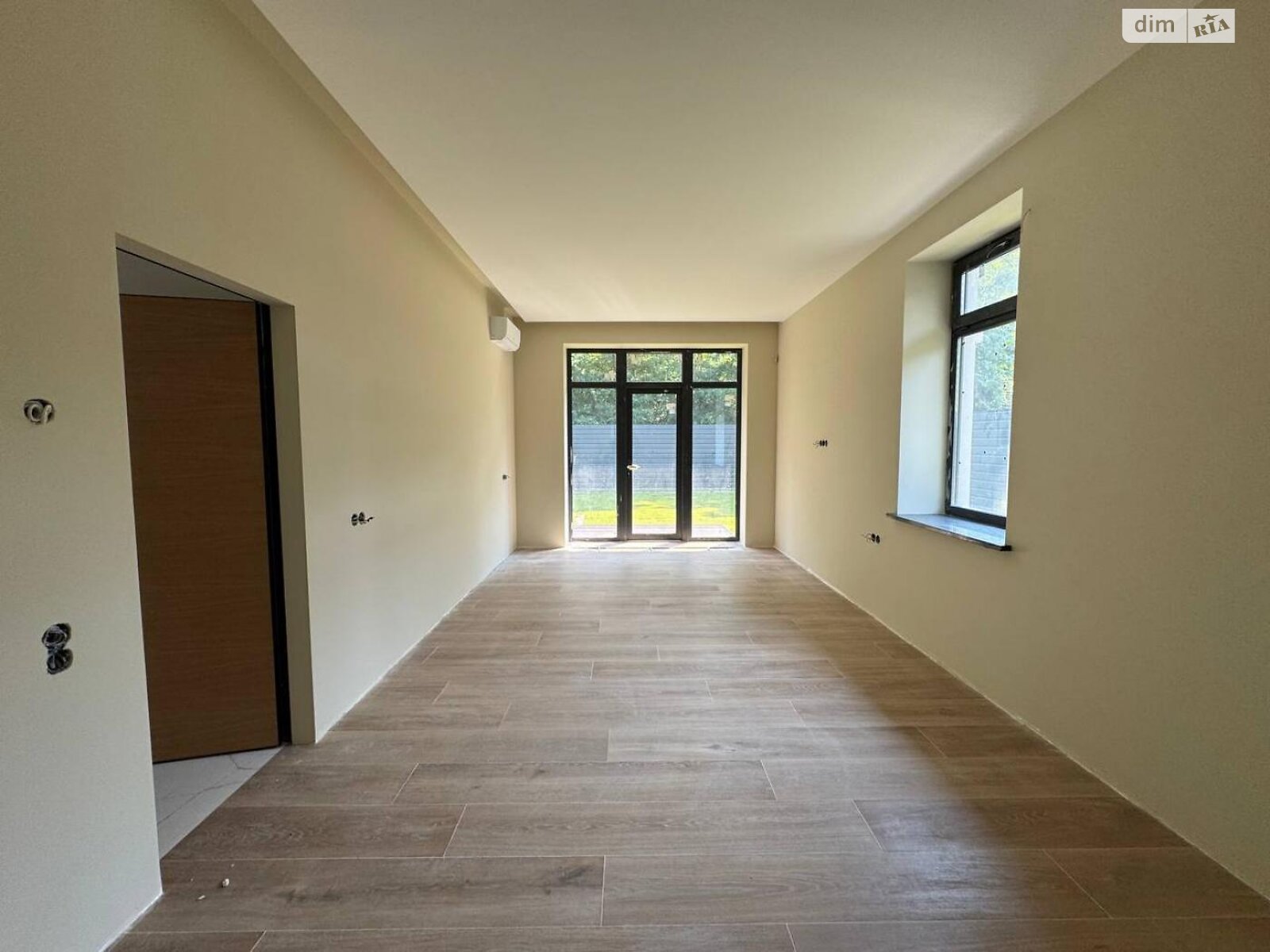 двухэтажный дом, 277 кв. м, кирпич. Продажа в Вышгороде район Вышгород фото 1 двухэтажный дом, 277 кв. м, кирпич. Продажа в Вышгороде район Вышгород фото 1