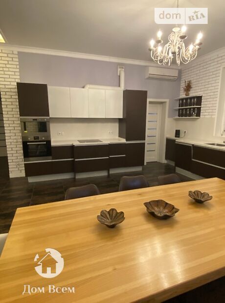 двухэтажный дом с камином, 263 кв. м, кирпич. Продажа в Высшей Дубечне фото 1 двухэтажный дом с камином, 263 кв. м, кирпич. Продажа в Высшей Дубечне фото 1