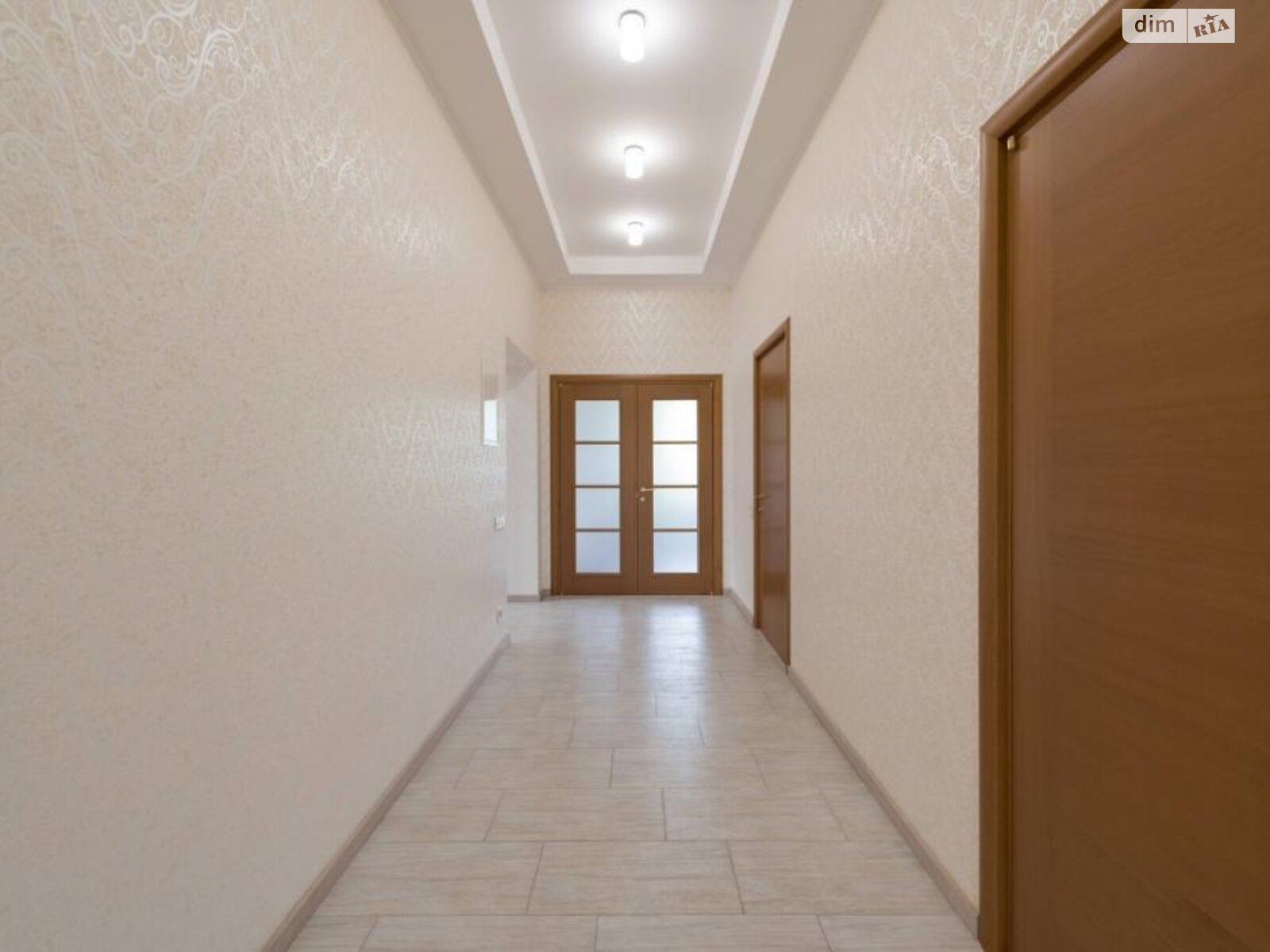 двоповерховий будинок з гаражем, 250 кв. м, пінобетон. Продаж в Вишгороді фото 1 двоповерховий будинок з гаражем, 250 кв. м, пінобетон. Продаж в Вишгороді фото 1
