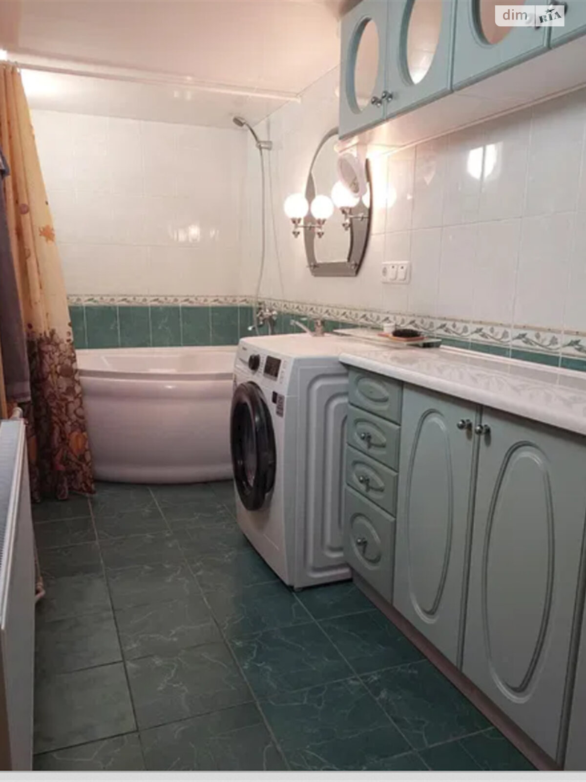 трехэтажный дом с верандой, 130 кв. м, кирпич. Продажа в Высоком фото 1 трехэтажный дом с верандой, 130 кв. м, кирпич. Продажа в Высоком фото 1