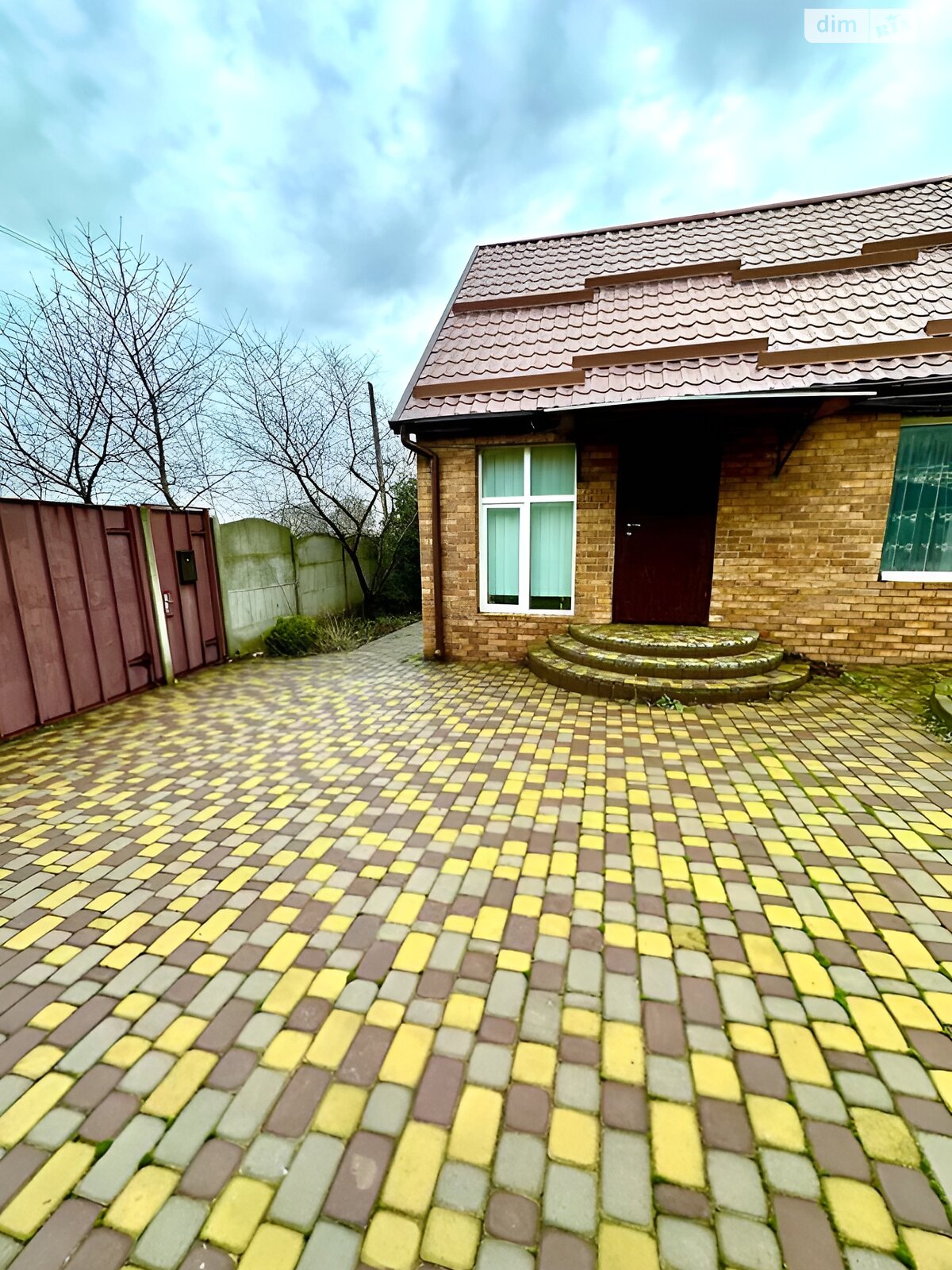 двоповерховий будинок з мансардою, 145 кв. м, цегла. Продаж у Високому фото 1 двоповерховий будинок з мансардою, 145 кв. м, цегла. Продаж у Високому фото 1