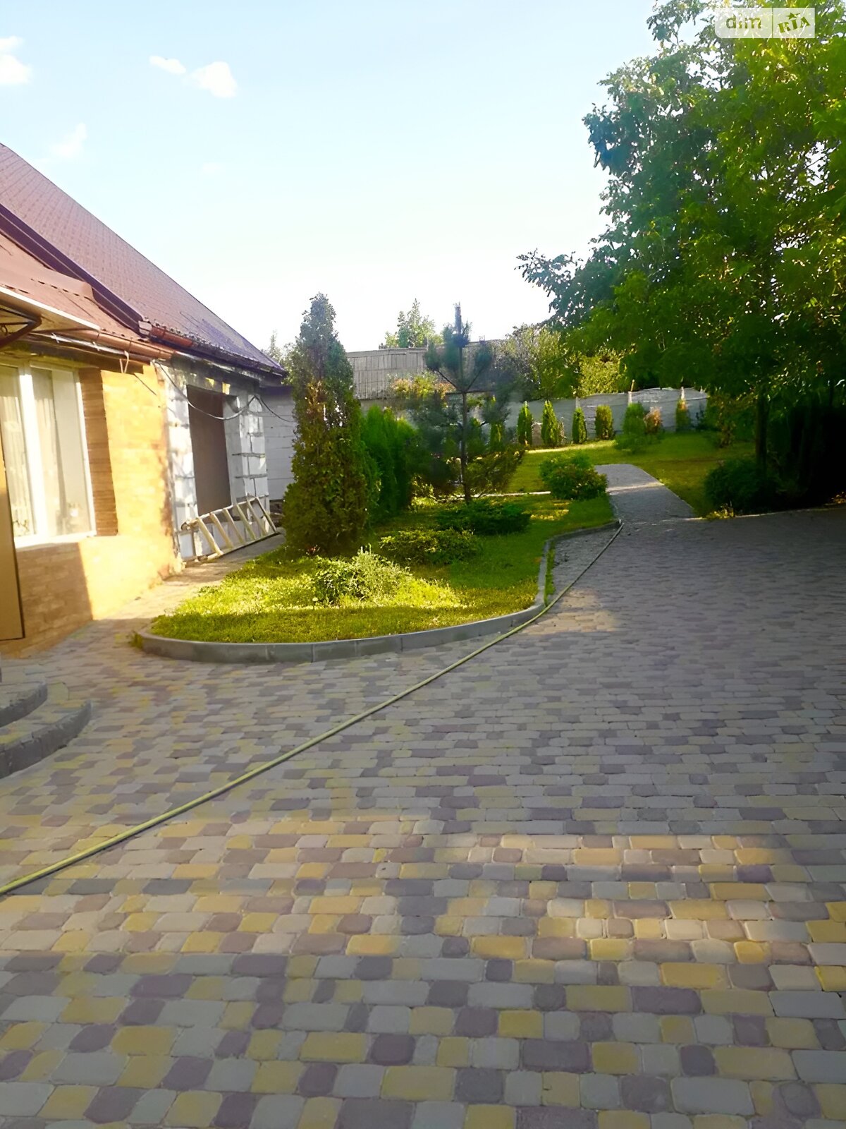двоповерховий будинок з мансардою, 145 кв. м, цегла. Продаж у Високому фото 1 двоповерховий будинок з мансардою, 145 кв. м, цегла. Продаж у Високому фото 1
