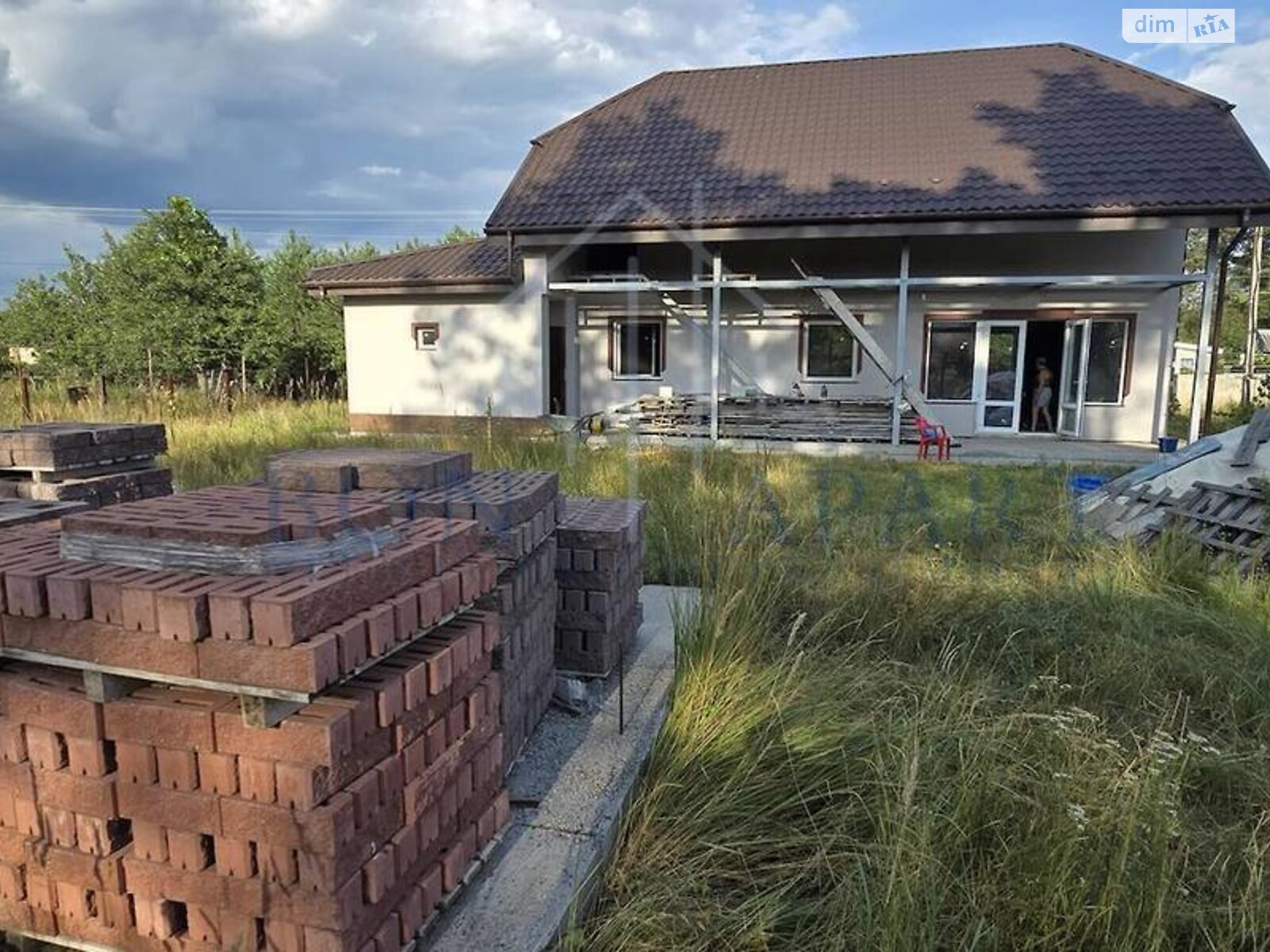 двухэтажный дом с мансардой, 135 кв. м, газобетон. Продажа в Высшей Дубечне фото 1