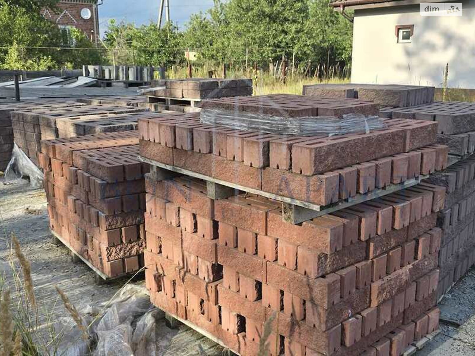 двухэтажный дом с мансардой, 135 кв. м, газобетон. Продажа в Высшей Дубечне фото 1