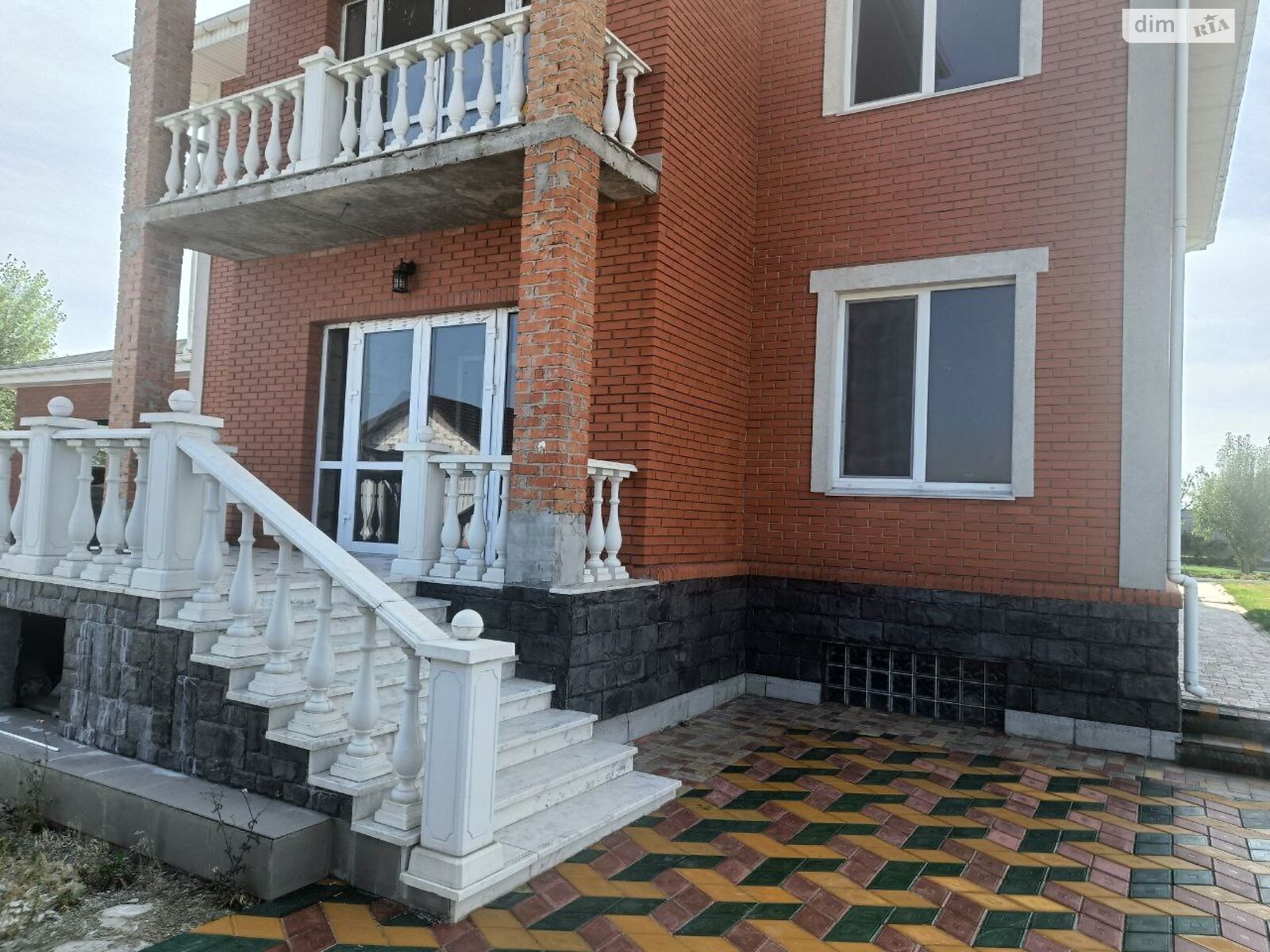 двухэтажный дом с гаражом, 404 кв. м, пеноблок. Продажа в Яблоновке фото 1 двухэтажный дом с гаражом, 404 кв. м, пеноблок. Продажа в Яблоновке фото 1