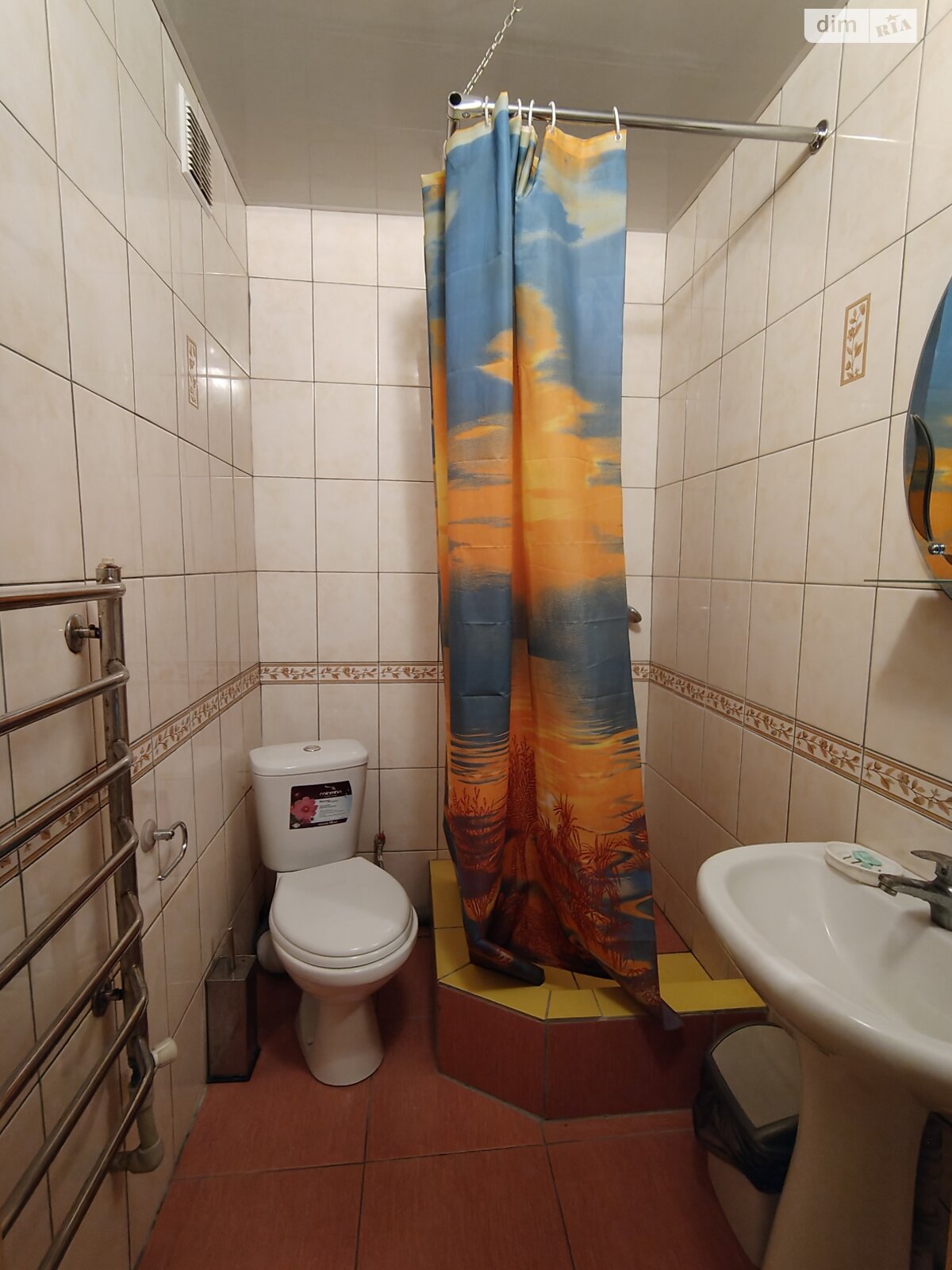 триповерховий будинок з опаленням, 190 кв. м, газобетон. Продаж у Яблуниці фото 1 триповерховий будинок з опаленням, 190 кв. м, газобетон. Продаж у Яблуниці фото 1