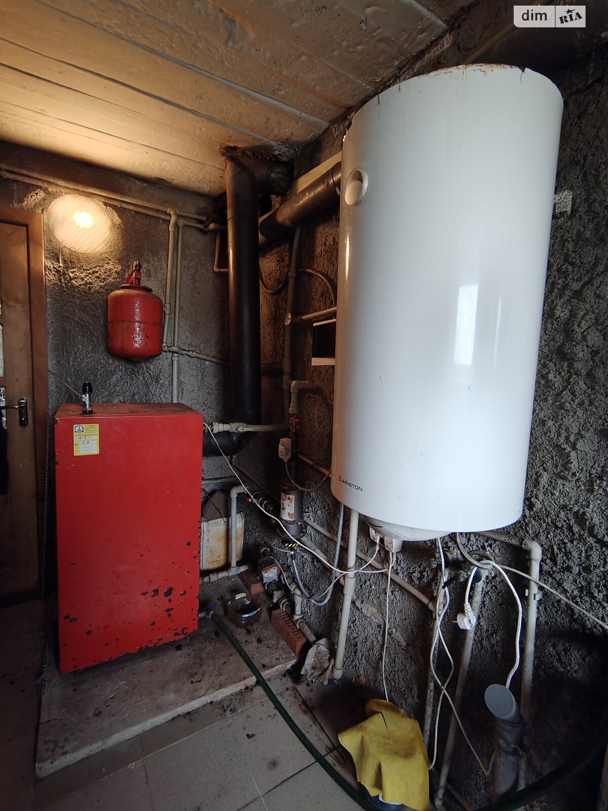 триповерховий будинок з опаленням, 190 кв. м, газобетон. Продаж у Яблуниці фото 1 триповерховий будинок з опаленням, 190 кв. м, газобетон. Продаж у Яблуниці фото 1