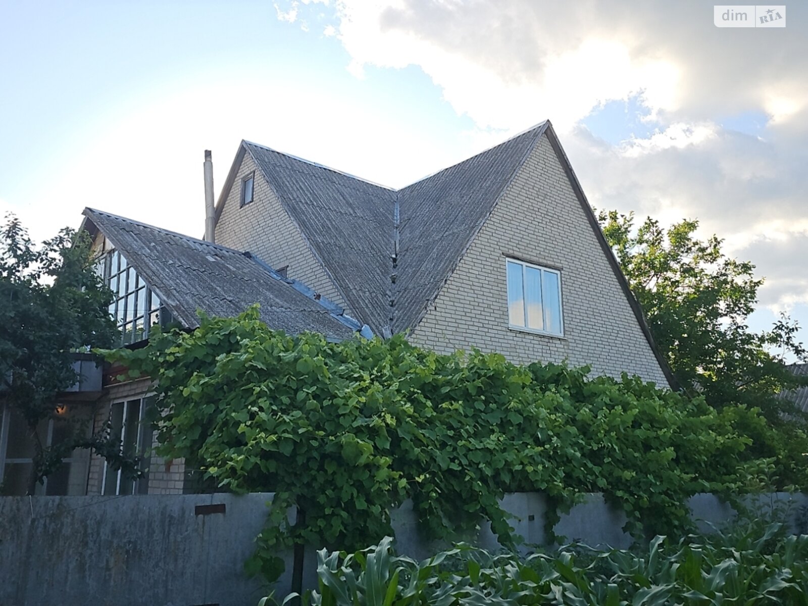 двоповерховий будинок з балконом, 144 кв. м, цегла. Продаж у Яготині фото 1 двоповерховий будинок з балконом, 144 кв. м, цегла. Продаж у Яготині фото 1