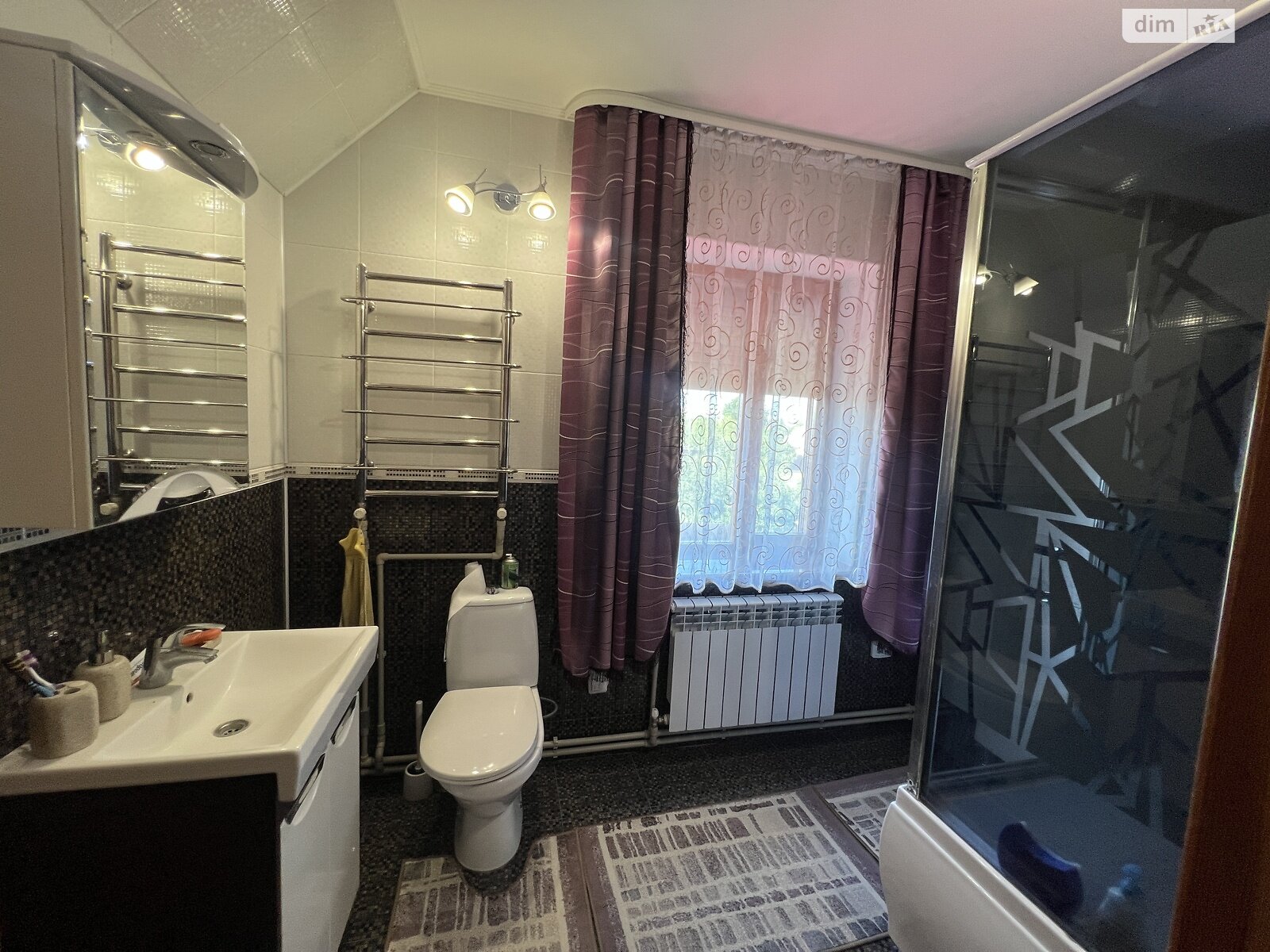двоповерховий будинок з гаражем, 298.4 кв. м, цегла. Продаж в Яготині, район Яготин фото 1 двоповерховий будинок з гаражем, 298.4 кв. м, цегла. Продаж в Яготині, район Яготин фото 1