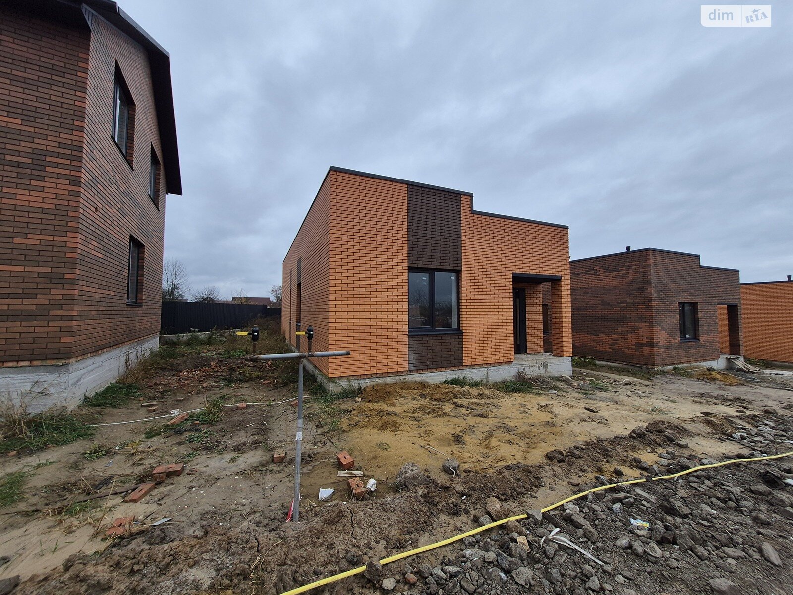 одноэтажный дом с отоплением, 85 кв. м, кирпич. Продажа в Якушинцах фото 1 одноэтажный дом с отоплением, 85 кв. м, кирпич. Продажа в Якушинцах фото 1