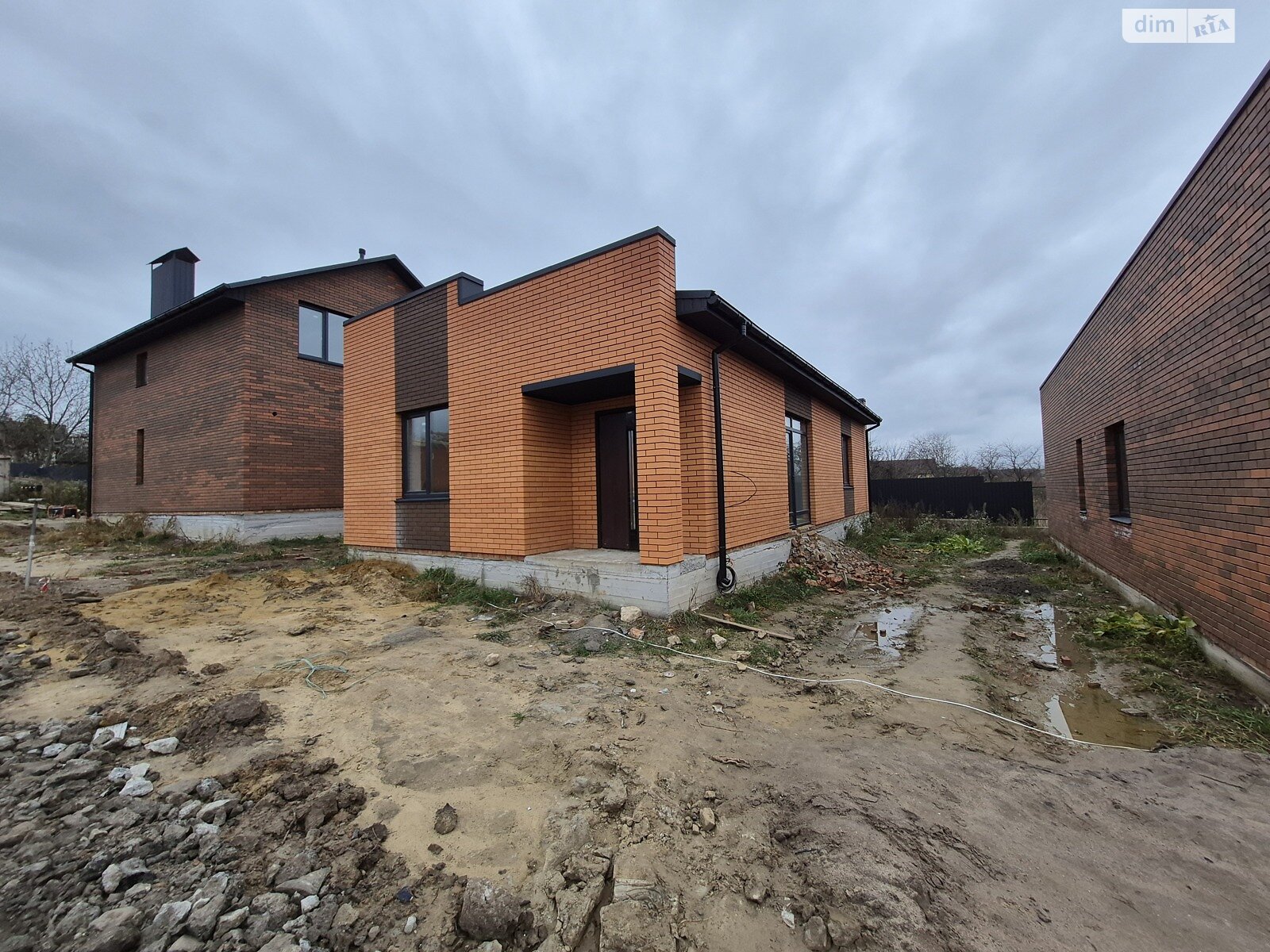 одноэтажный дом с отоплением, 85 кв. м, кирпич. Продажа в Якушинцах фото 1 одноэтажный дом с отоплением, 85 кв. м, кирпич. Продажа в Якушинцах фото 1