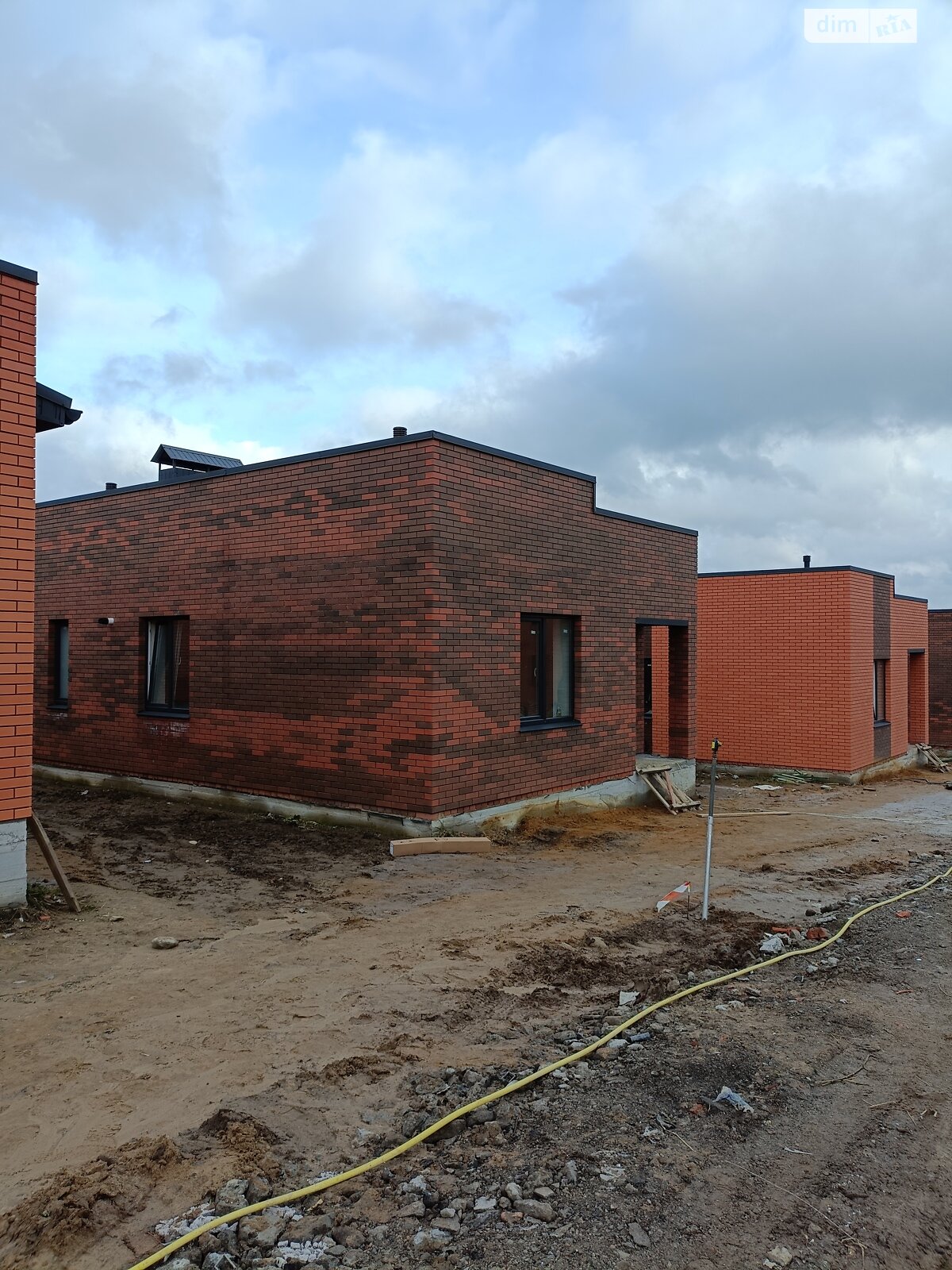 одноэтажный дом, 80 кв. м, кирпич. Продажа в Якушинцах фото 1