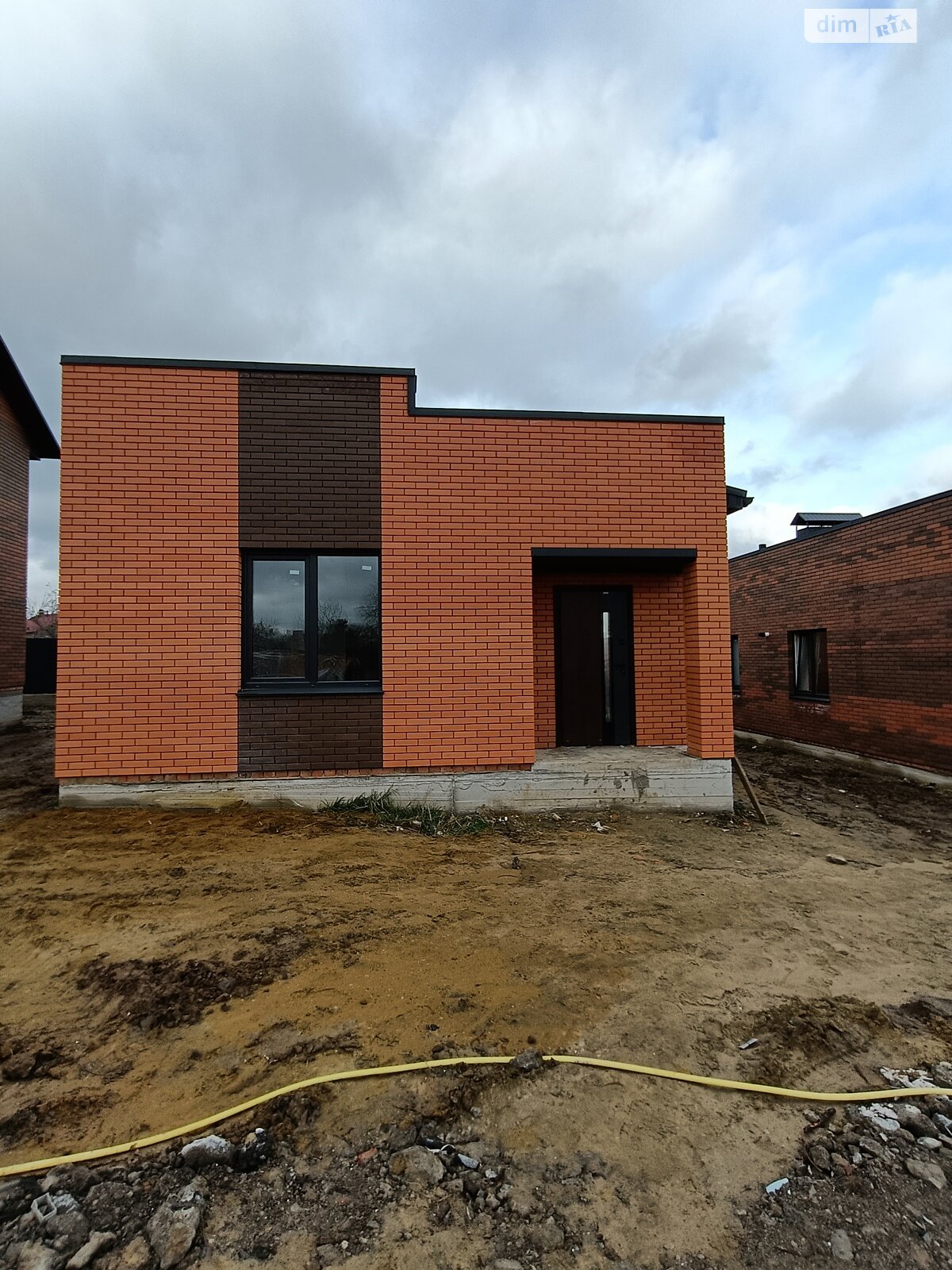 одноэтажный дом, 80 кв. м, кирпич. Продажа в Якушинцах фото 1