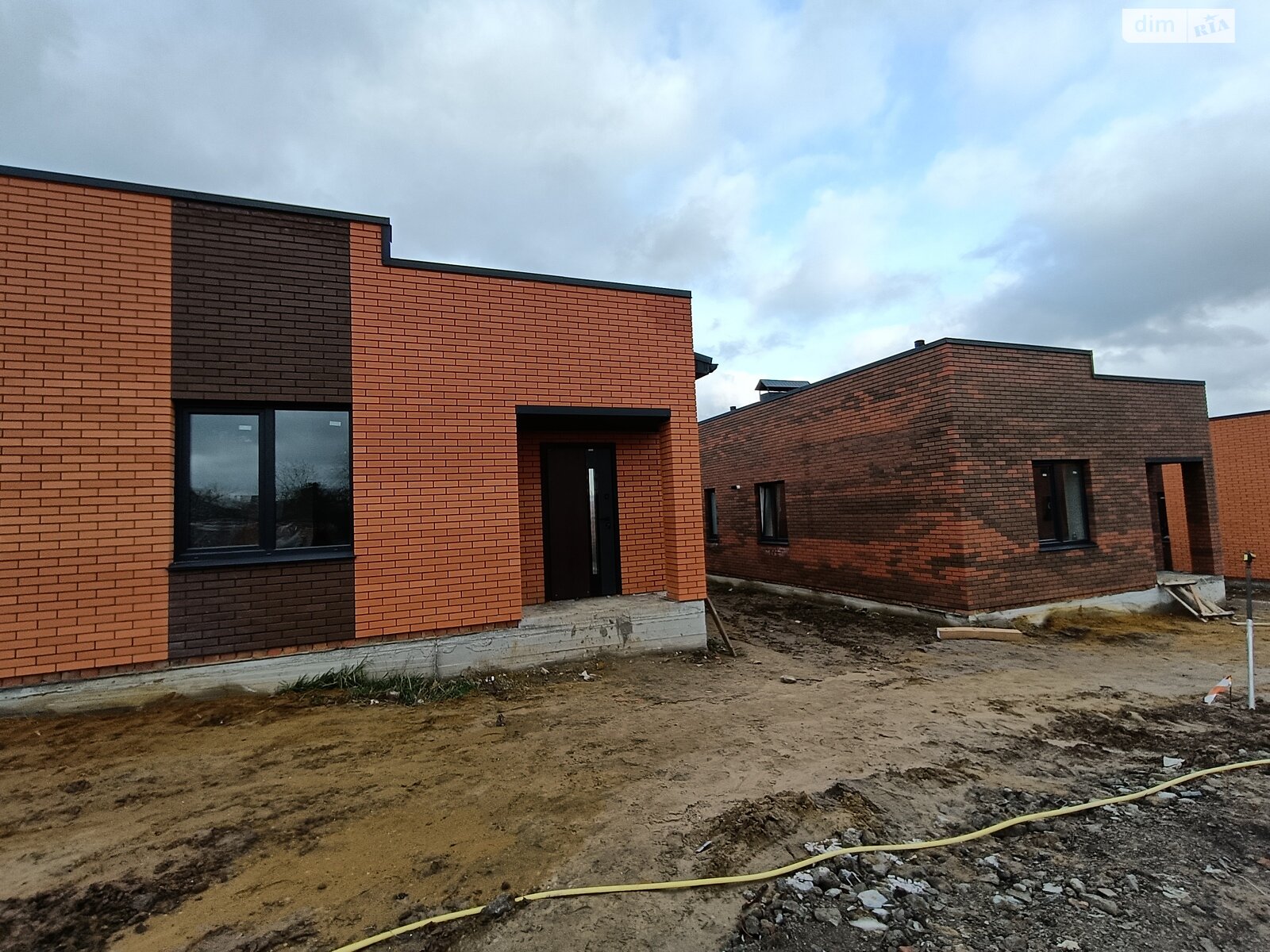 одноэтажный дом, 80 кв. м, кирпич. Продажа в Якушинцах фото 1