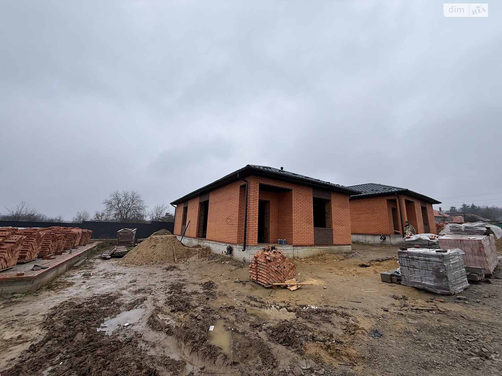 одноэтажный дом, 90 кв. м, кирпич. Продажа в Якушинцах фото 1