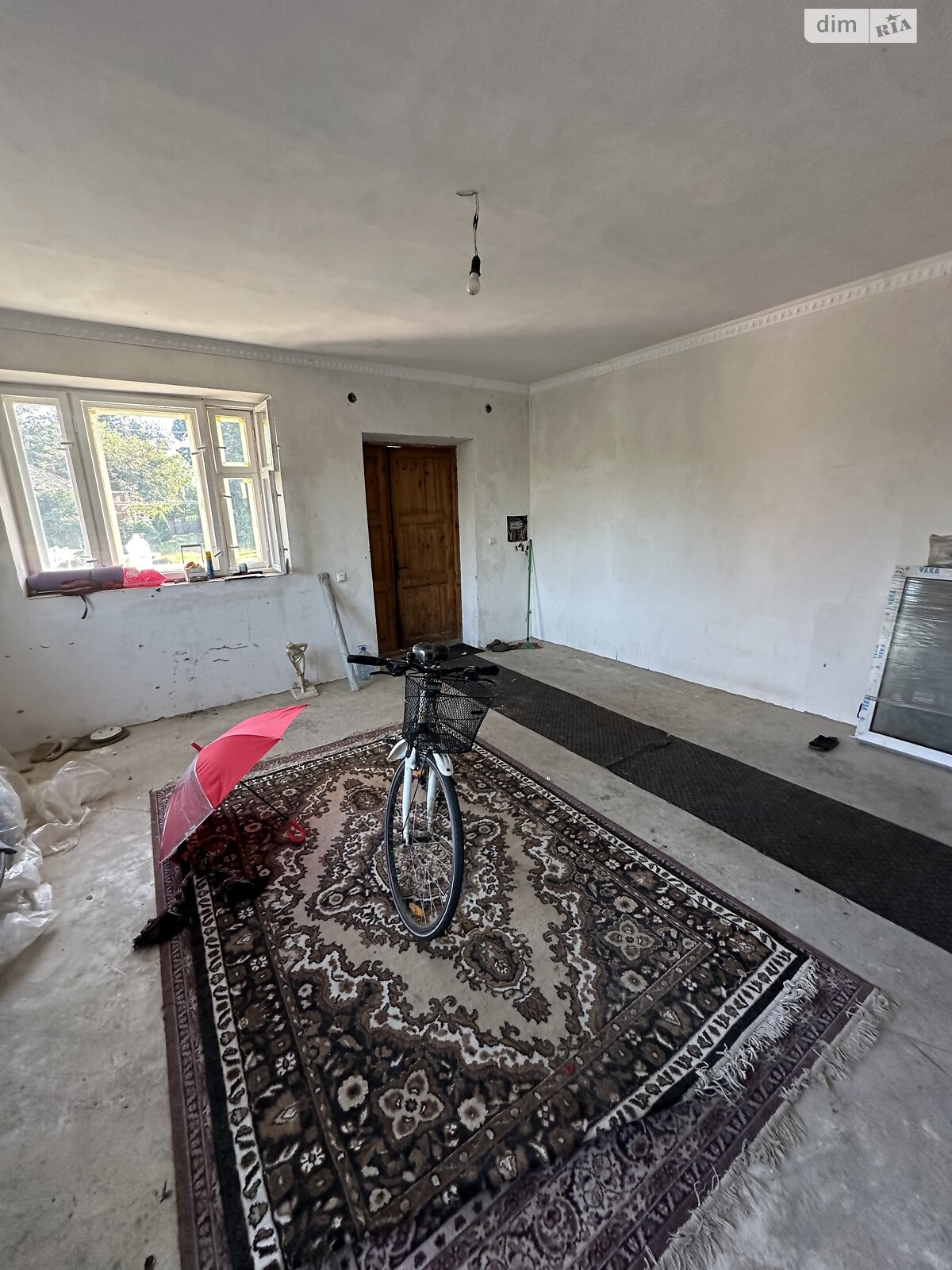 трехэтажный дом с верандой, 330 кв. м, кирпич. Продажа в Якушинцах фото 1 трехэтажный дом с верандой, 330 кв. м, кирпич. Продажа в Якушинцах фото 1