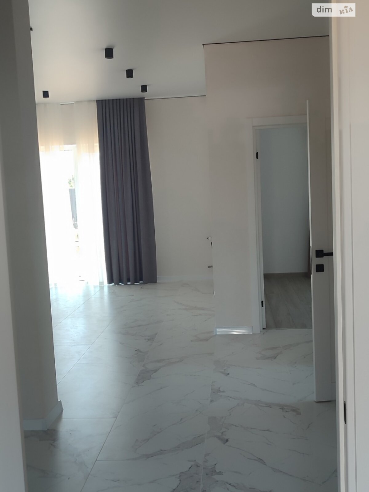 одноэтажный дом с ремонтом, 95 кв. м, кирпич. Продажа в Якушинцах фото 1 одноэтажный дом с ремонтом, 95 кв. м, кирпич. Продажа в Якушинцах фото 1