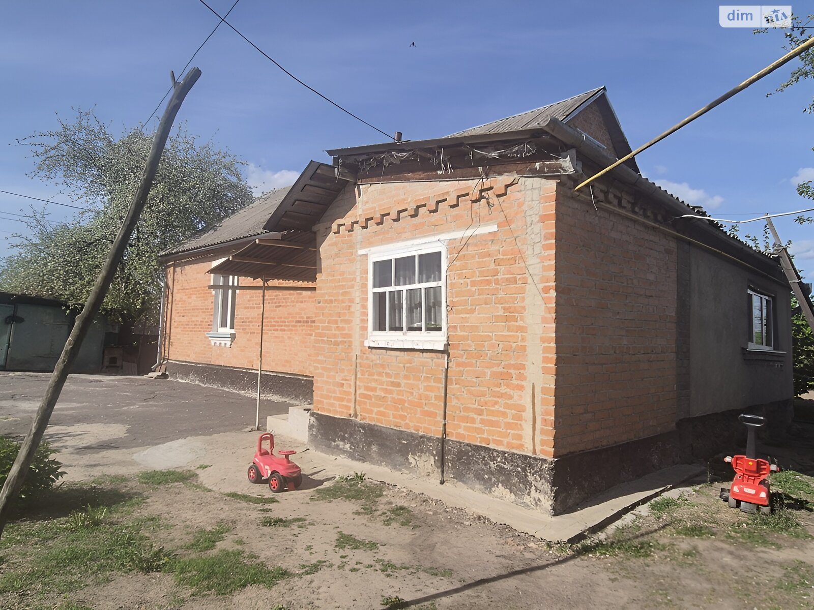 одноэтажный дом с гаражом, 60 кв. м, кирпич. Продажа в Якушинцах фото 1 одноэтажный дом с гаражом, 60 кв. м, кирпич. Продажа в Якушинцах фото 1