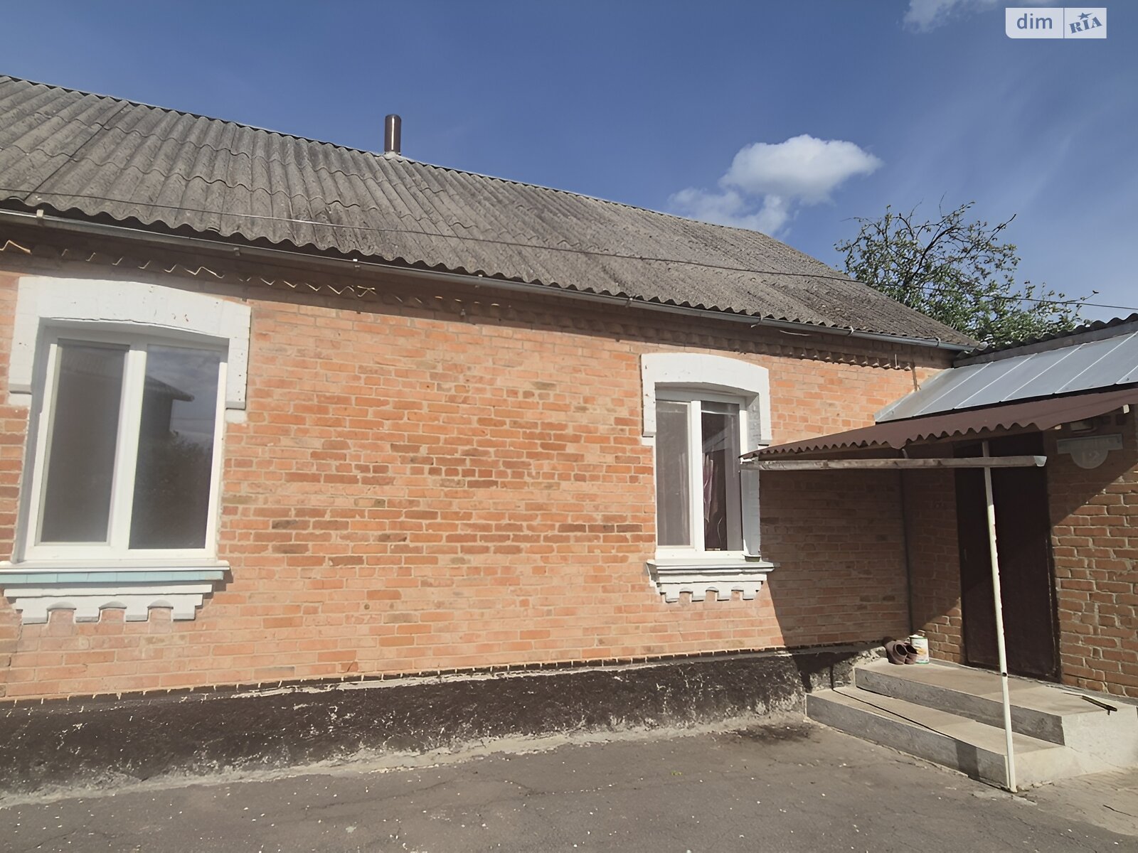 одноэтажный дом с гаражом, 60 кв. м, кирпич. Продажа в Якушинцах фото 1 одноэтажный дом с гаражом, 60 кв. м, кирпич. Продажа в Якушинцах фото 1