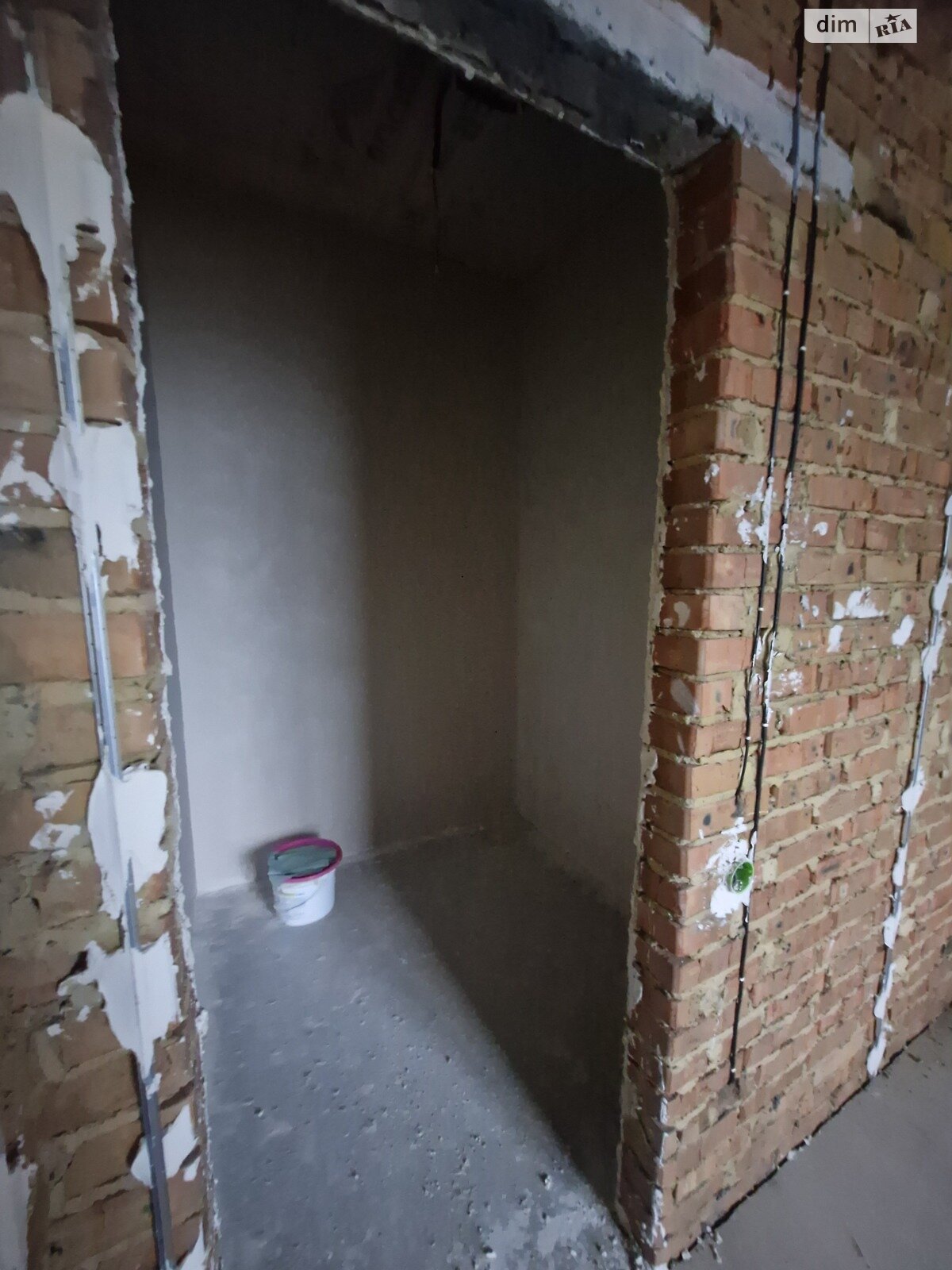 одноэтажный дом, 108 кв. м, кирпич. Продажа в Зарванцах фото 1