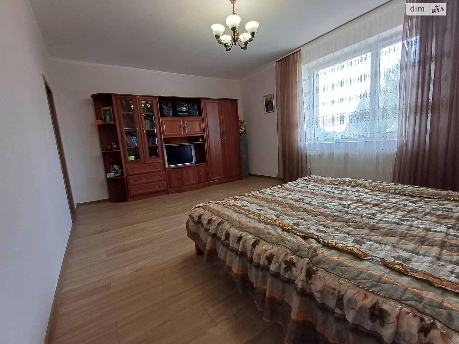 двухэтажный дом с балконом, 164 кв. м, кирпич. Продажа в Якушинцах фото 1