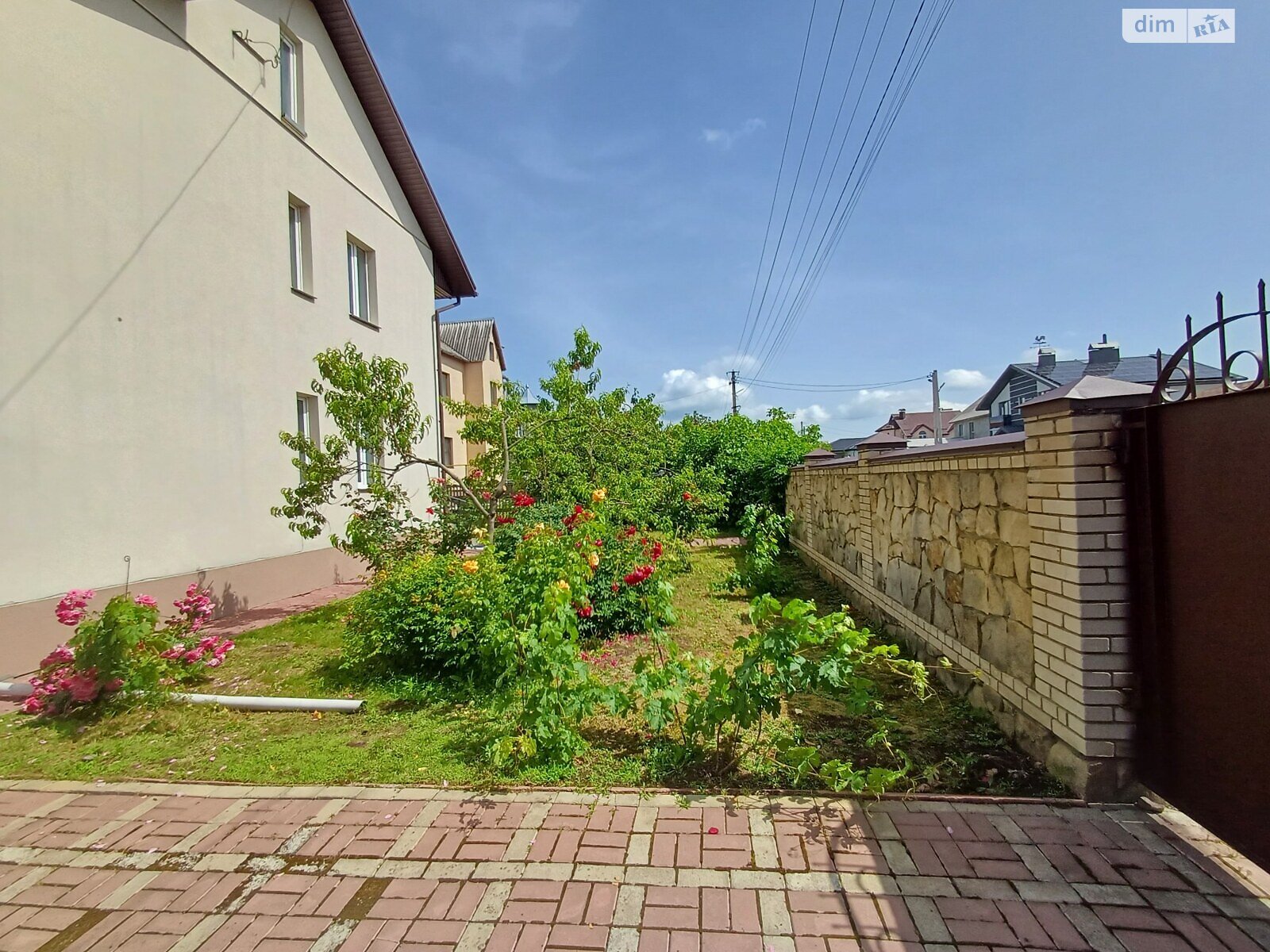двухэтажный дом с балконом, 164 кв. м, кирпич. Продажа в Якушинцах фото 1 двухэтажный дом с балконом, 164 кв. м, кирпич. Продажа в Якушинцах фото 1