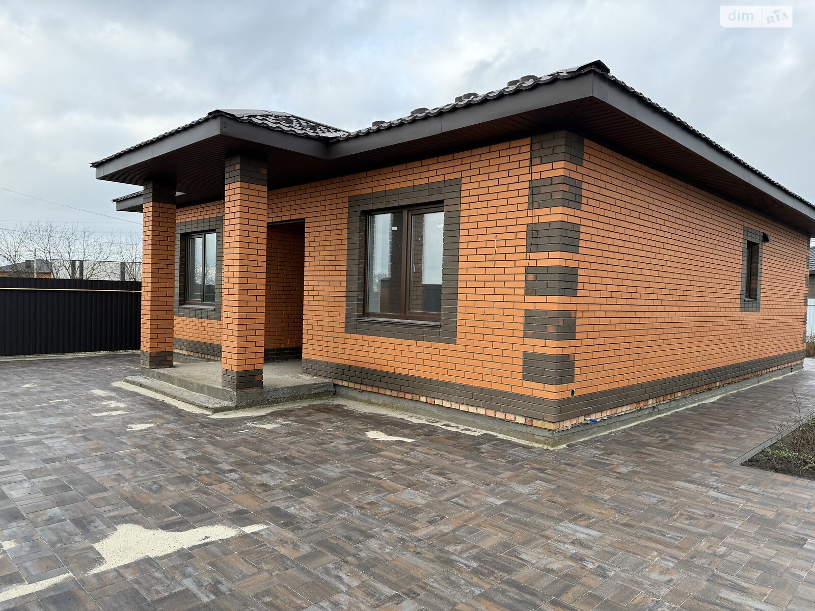 одноэтажный дом, 93 кв. м, кирпич. Продажа в Якушинцах фото 1