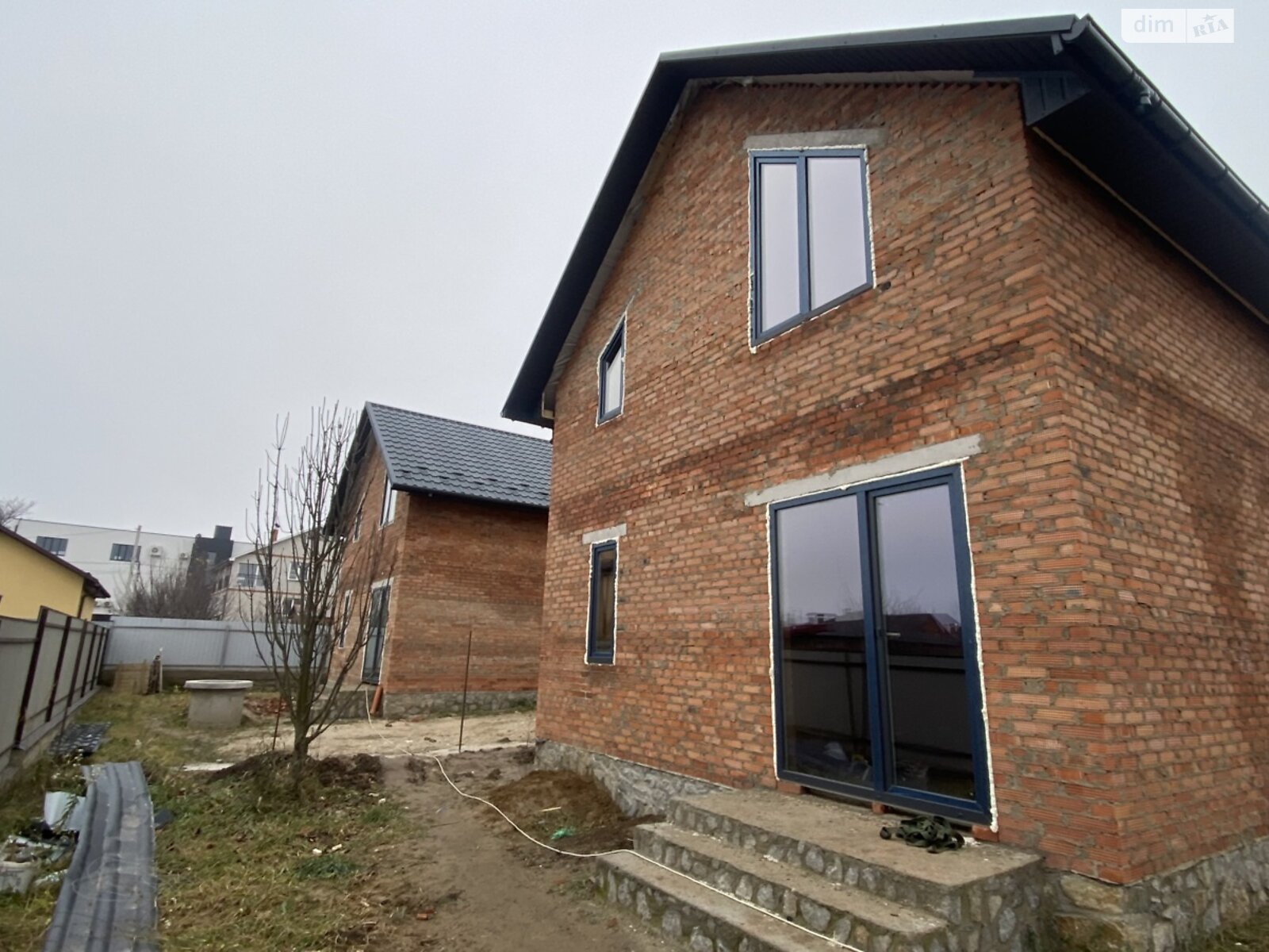 двухэтажный дом, 97 кв. м, кирпич. Продажа в Прибужскому фото 1