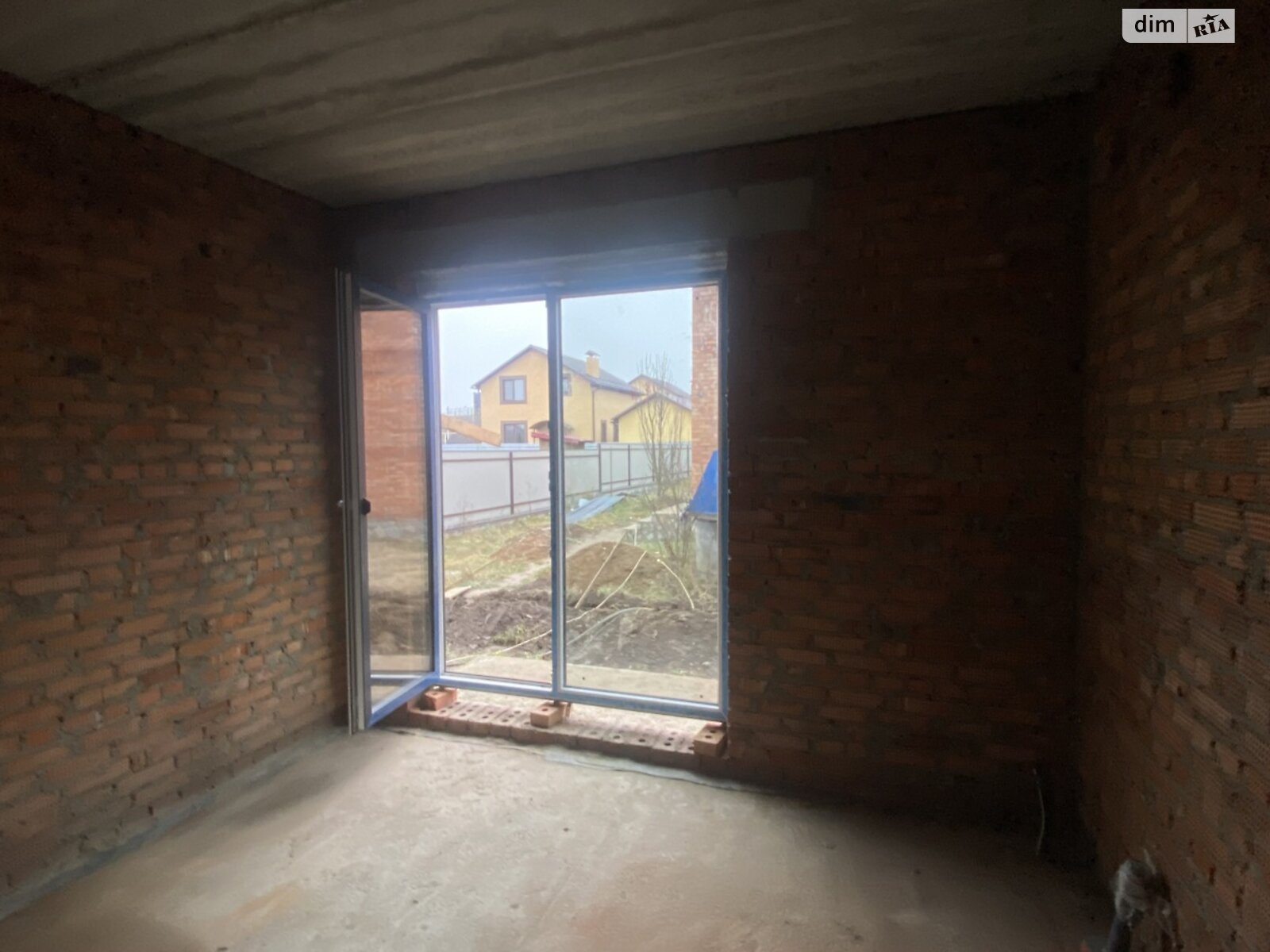 двухэтажный дом, 97 кв. м, кирпич. Продажа в Прибужскому фото 1