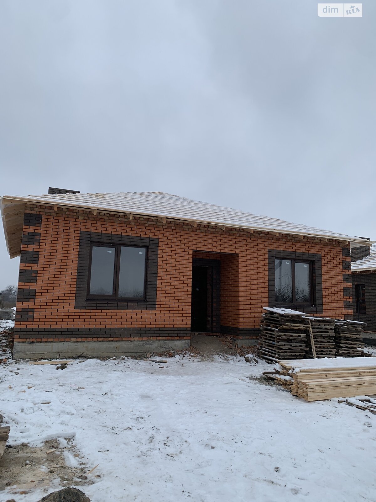 одноэтажный дом, 100 кв. м, кирпич. Продажа в Якушинцах фото 1 одноэтажный дом, 100 кв. м, кирпич. Продажа в Якушинцах фото 1