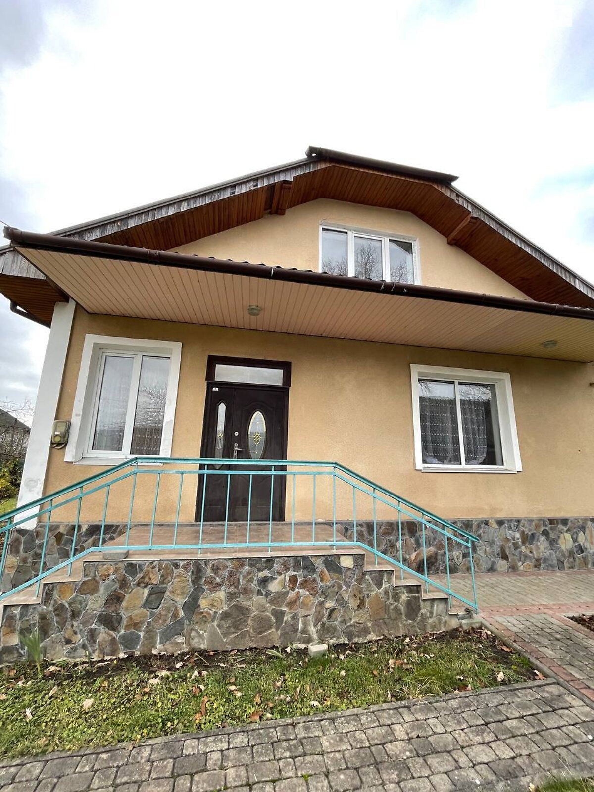 двоповерховий будинок з верандою, 228.7 кв. м, шлакобетон. Продаж у Ямниці фото 1 двоповерховий будинок з верандою, 228.7 кв. м, шлакобетон. Продаж у Ямниці фото 1