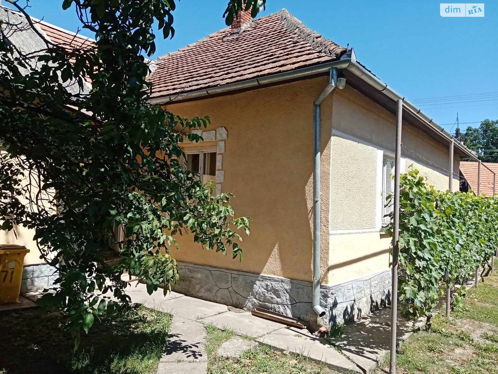 одноэтажный дом, 139.2 кв. м, глинобитный. Продажа в Яноше фото 1 одноэтажный дом, 139.2 кв. м, глинобитный. Продажа в Яноше фото 1