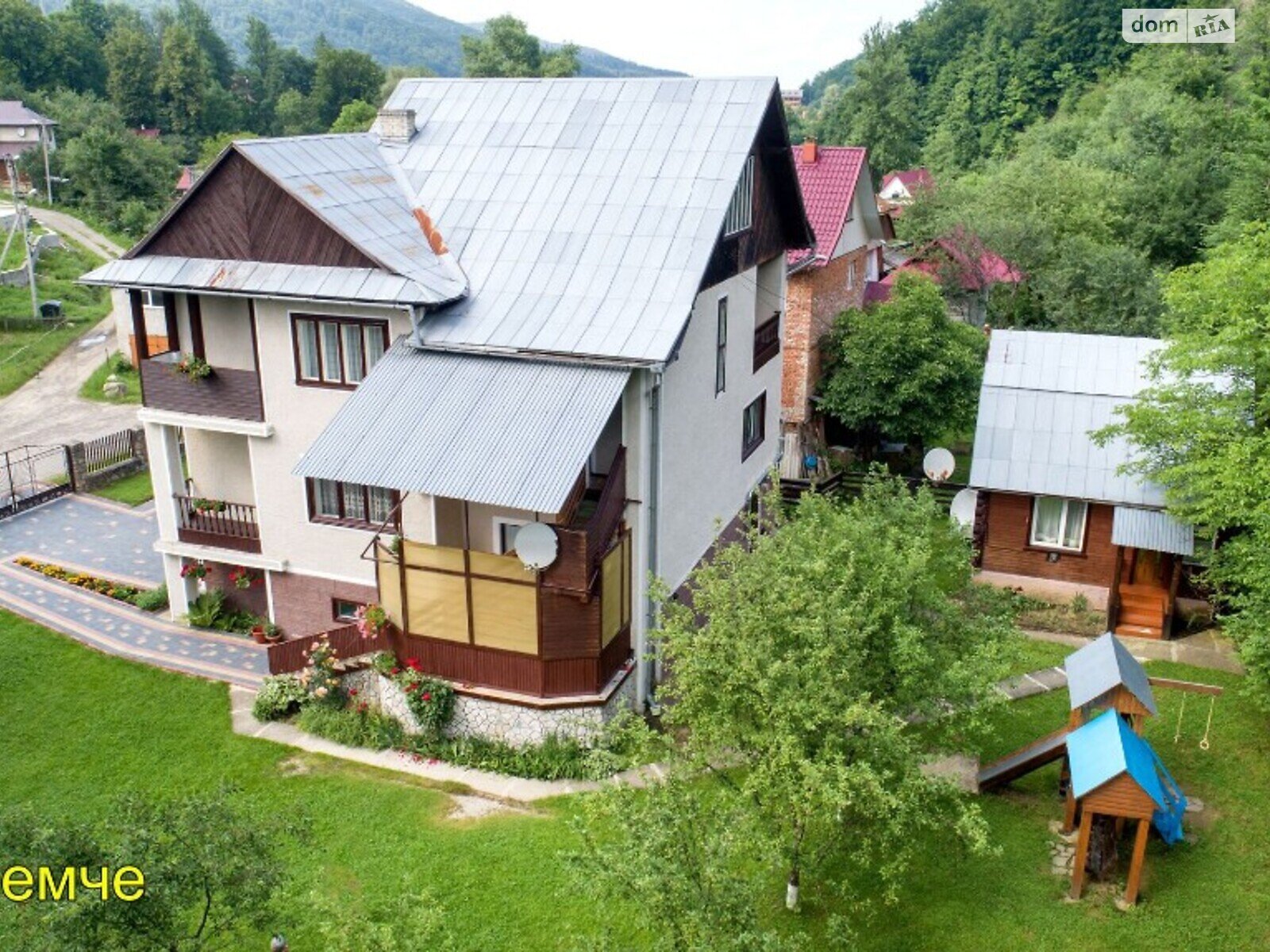 двоповерховий будинок з балконом, 407 кв. м, цегла. Продаж в Яремчі, район Яремче фото 1