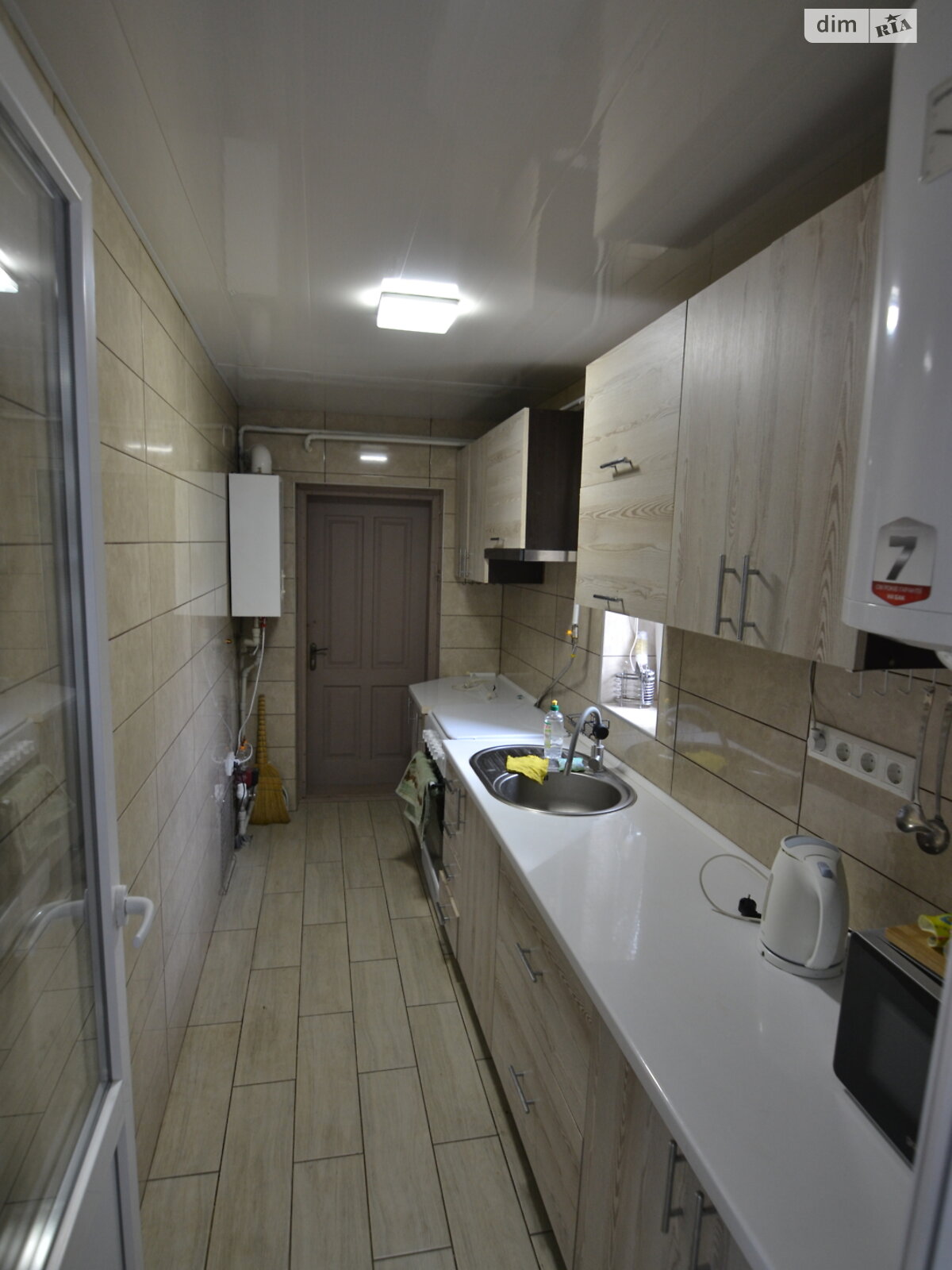 чотириповерховий будинок з верандою, 209.1 кв. м, цегла. Продаж у Яремчі фото 1 чотириповерховий будинок з верандою, 209.1 кв. м, цегла. Продаж у Яремчі фото 1