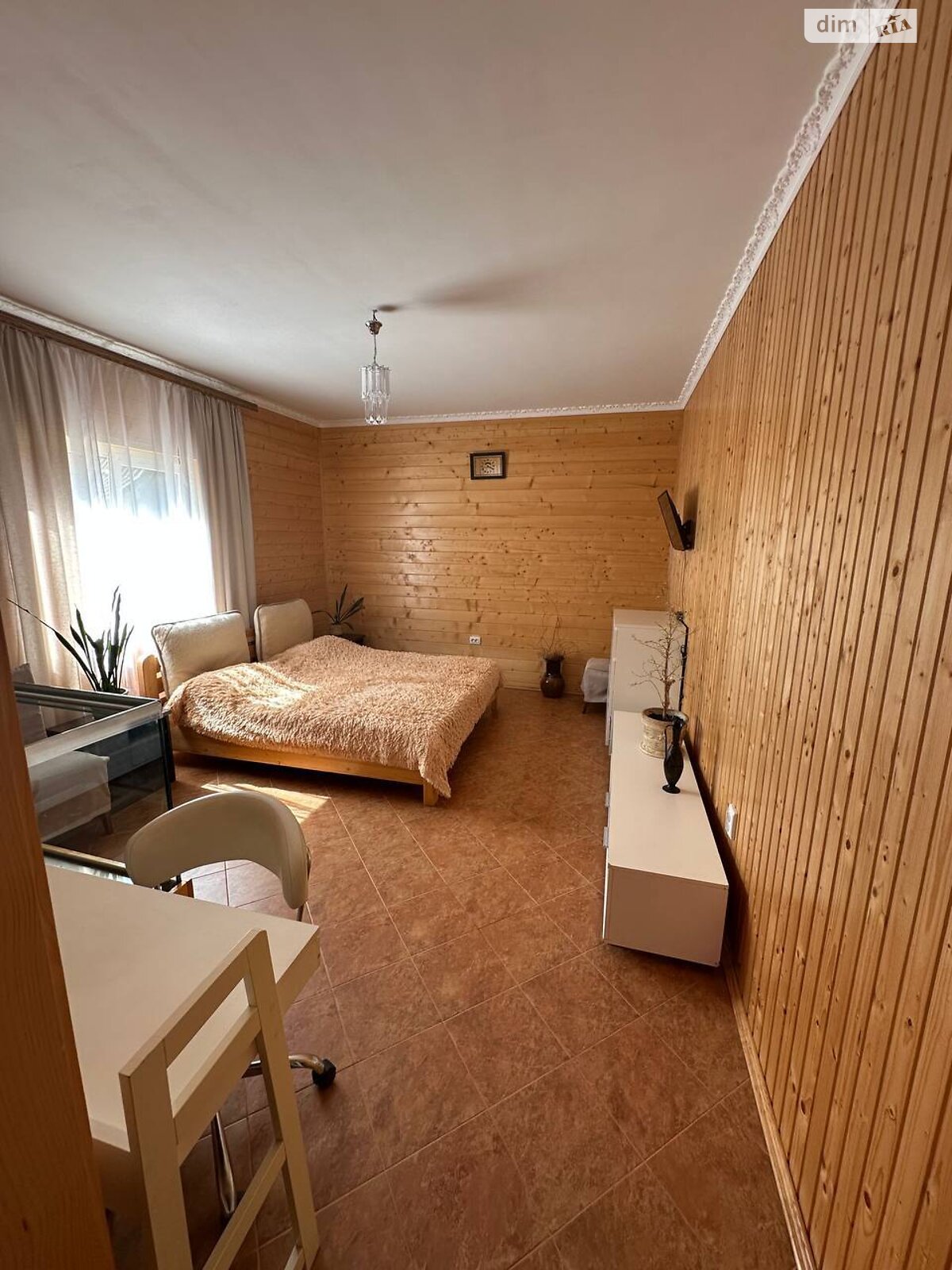 одноэтажный дом с отоплением, 95.8 кв. м, дерево и кирпич. Продажа в Яремче фото 1