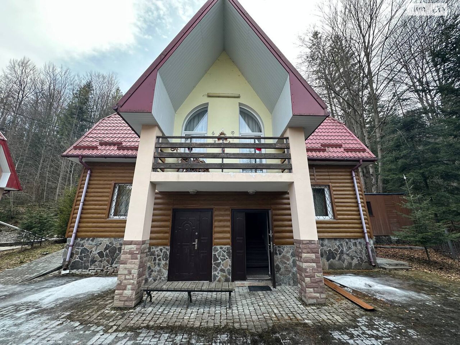 двоповерховий будинок з балконом, 115.8 кв. м, шлакоблок. Продаж в Яремчі, район Яремче фото 1 двоповерховий будинок з балконом, 115.8 кв. м, шлакоблок. Продаж в Яремчі, район Яремче фото 1