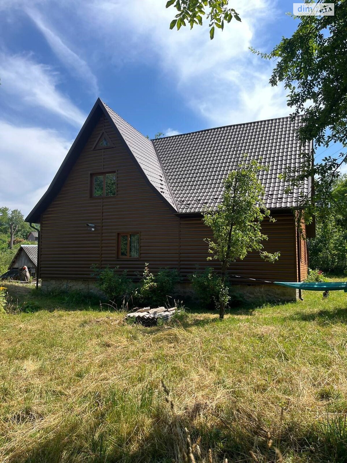 трехэтажный дом с отоплением, 240 кв. м, дерево и кирпич. Продажа в Яремче район Яремче фото 1