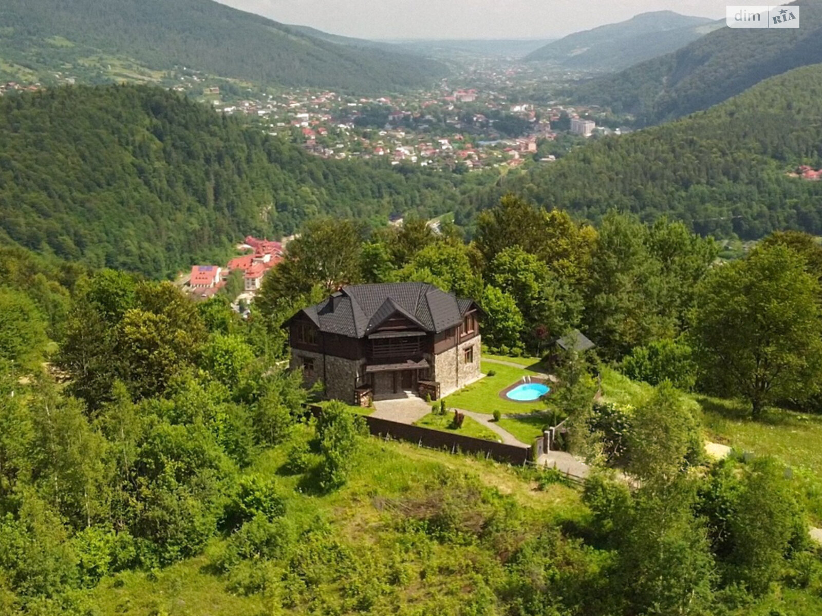 двухэтажный дом с отоплением, 183 кв. м, дерево и кирпич. Продажа в Яремче район Яремче фото 1