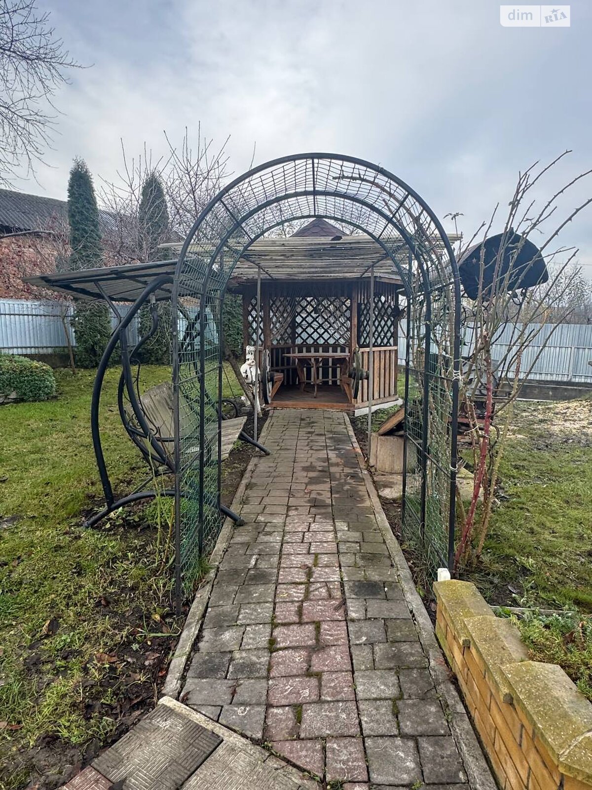 двухэтажный дом с гаражом, 140 кв. м, кирпич. Продажа в Ярмолинцах фото 1