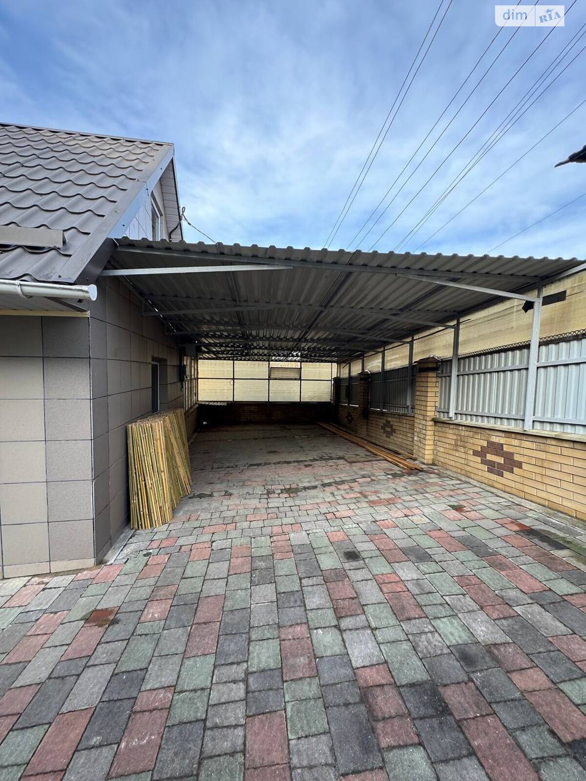 двухэтажный дом с гаражом, 140 кв. м, кирпич. Продажа в Ярмолинцах фото 1