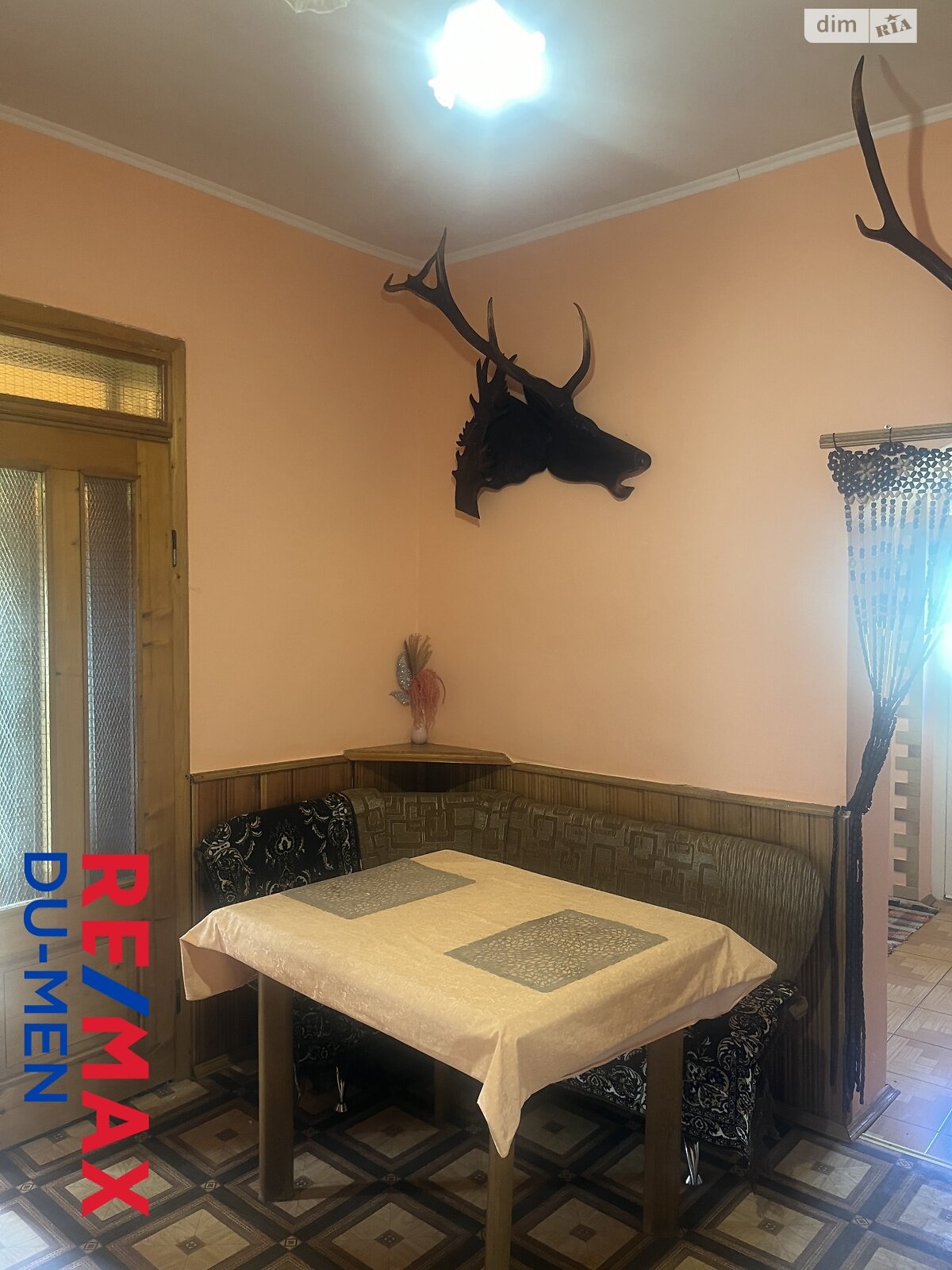 двухэтажный дом с отоплением, 157.44 кв. м, шлакоблок. Продажа в Ясинях фото 1