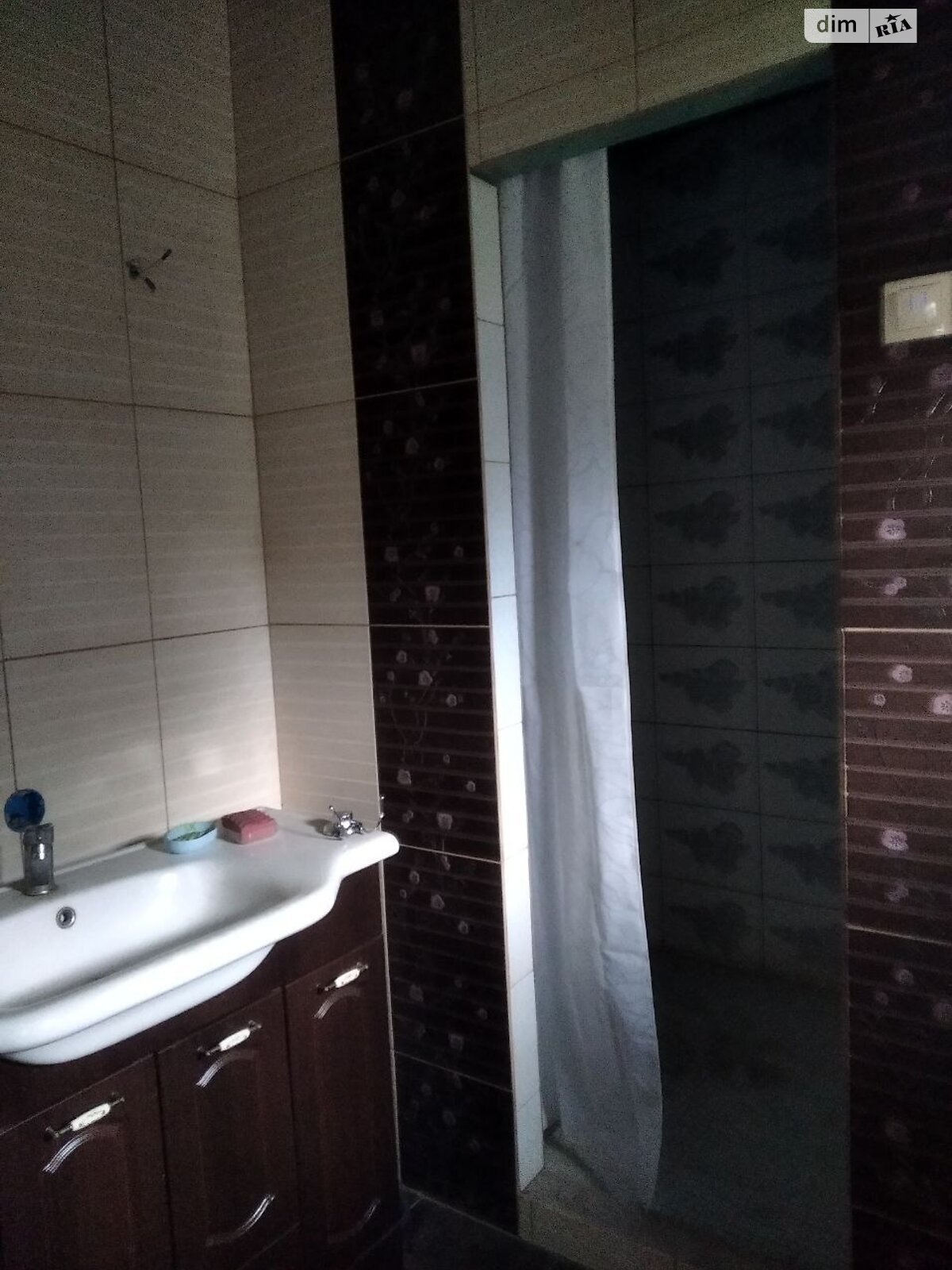 двоповерховий будинок з балконом, 300 кв. м, кирпич. Продаж у Ясногородці фото 1 двоповерховий будинок з балконом, 300 кв. м, кирпич. Продаж у Ясногородці фото 1