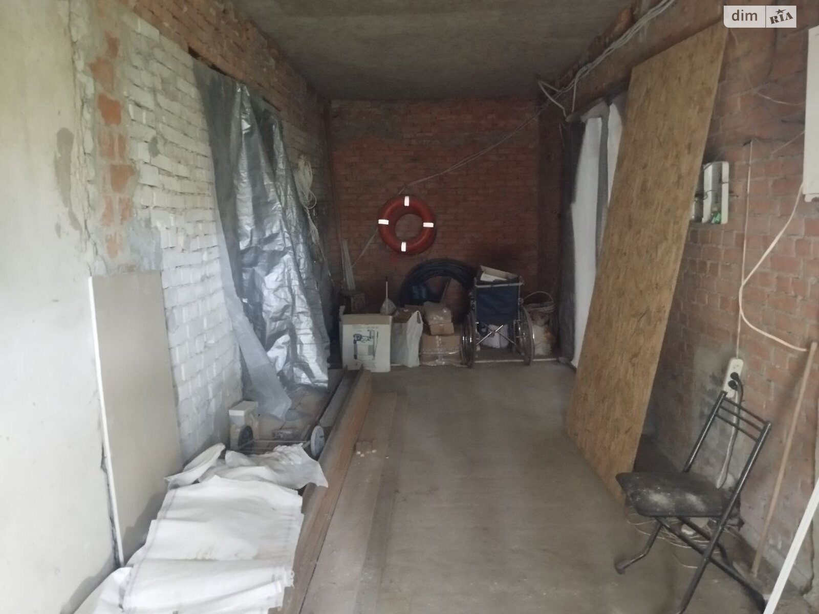 двоповерховий будинок з балконом, 300 кв. м, кирпич. Продаж у Ясногородці фото 1 двоповерховий будинок з балконом, 300 кв. м, кирпич. Продаж у Ясногородці фото 1