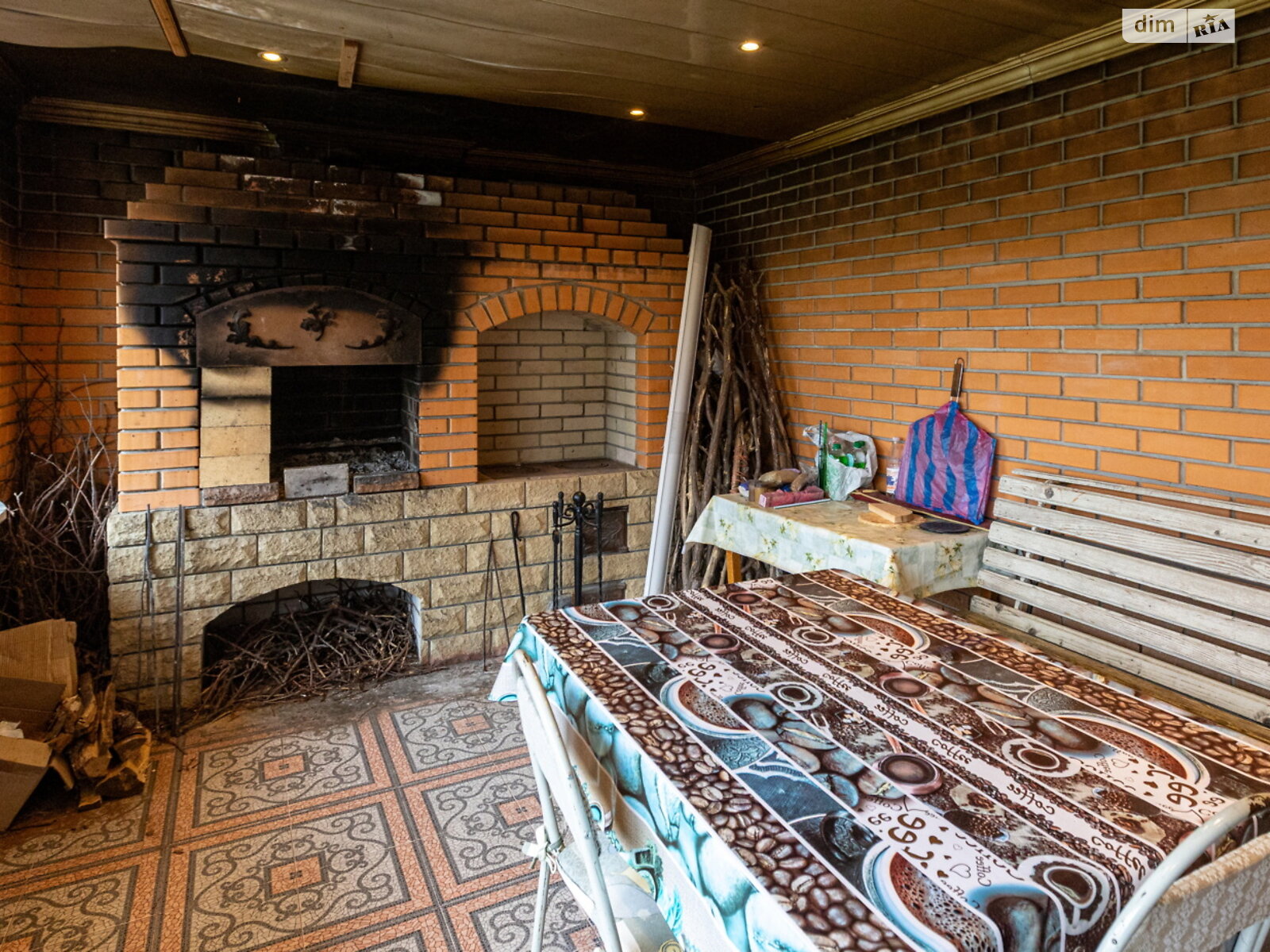 трехэтажный дом, 146.1 кв. м, кирпич. Продажа в Ясногородке фото 1 трехэтажный дом, 146.1 кв. м, кирпич. Продажа в Ясногородке фото 1