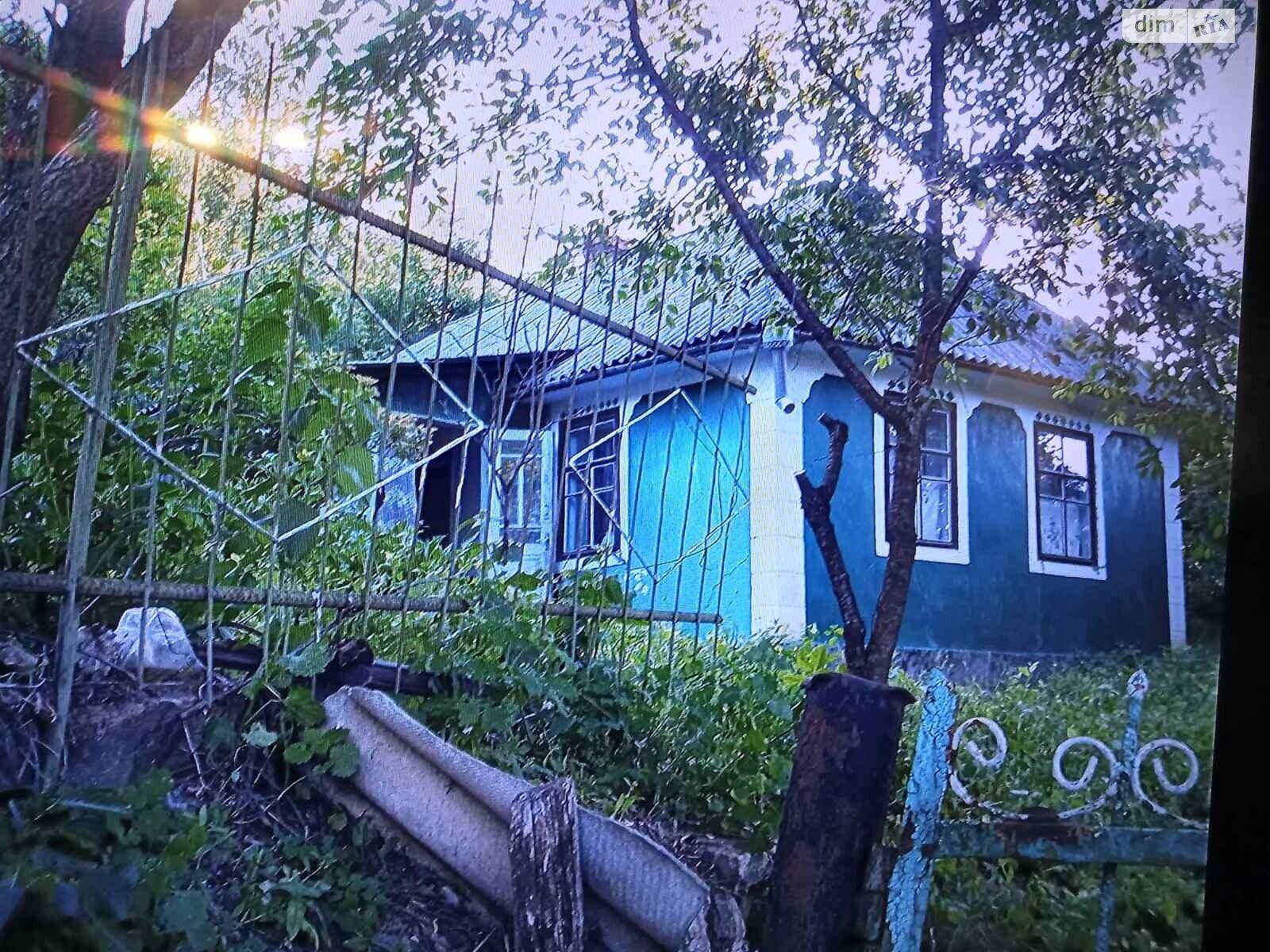 одноэтажный дом с верандой, 60 кв. м, глинобитный. Продажа в Юрковцах фото 1 одноэтажный дом с верандой, 60 кв. м, глинобитный. Продажа в Юрковцах фото 1