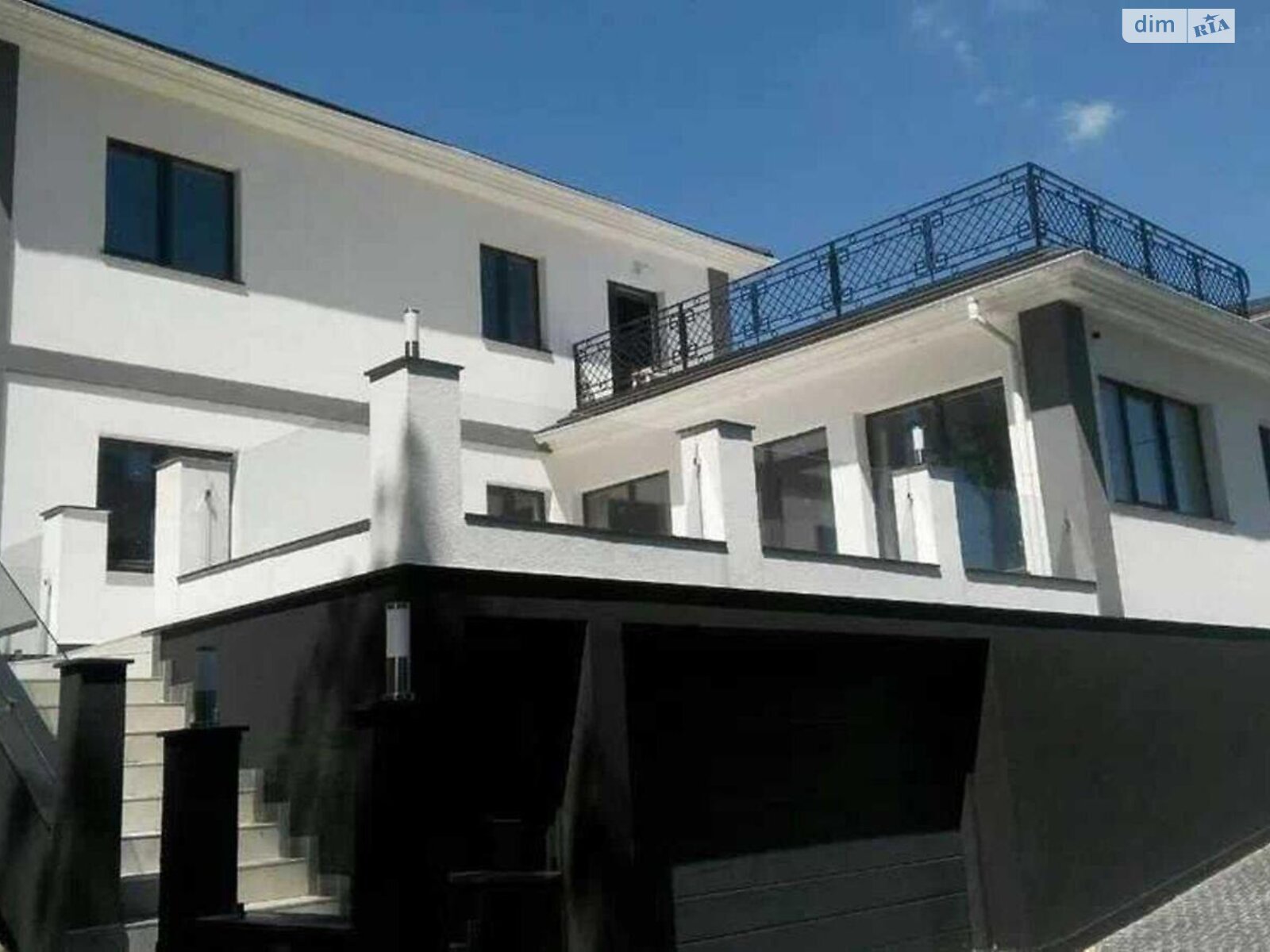 двухэтажный дом, 295 кв. м, кирпич. Продажа в Юровке фото 1 двухэтажный дом, 295 кв. м, кирпич. Продажа в Юровке фото 1