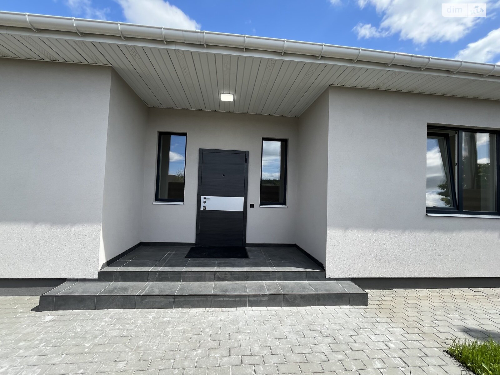 одноэтажный дом с ремонтом, 120 кв. м, газобетон. Продажа в Юровке фото 1 одноэтажный дом с ремонтом, 120 кв. м, газобетон. Продажа в Юровке фото 1