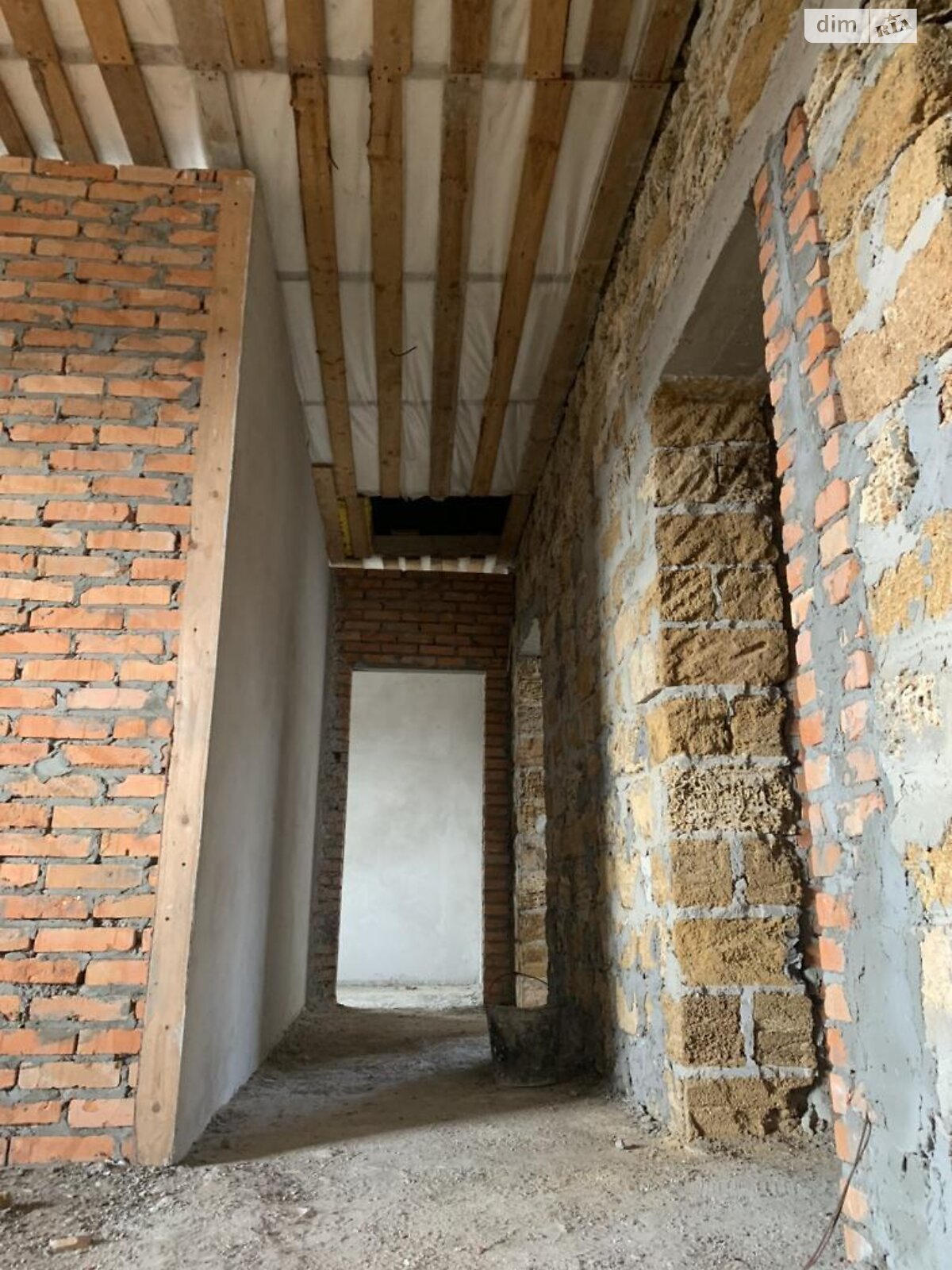 двухэтажный дом, 230 кв. м, кирпич. Продажа в Юровке фото 1